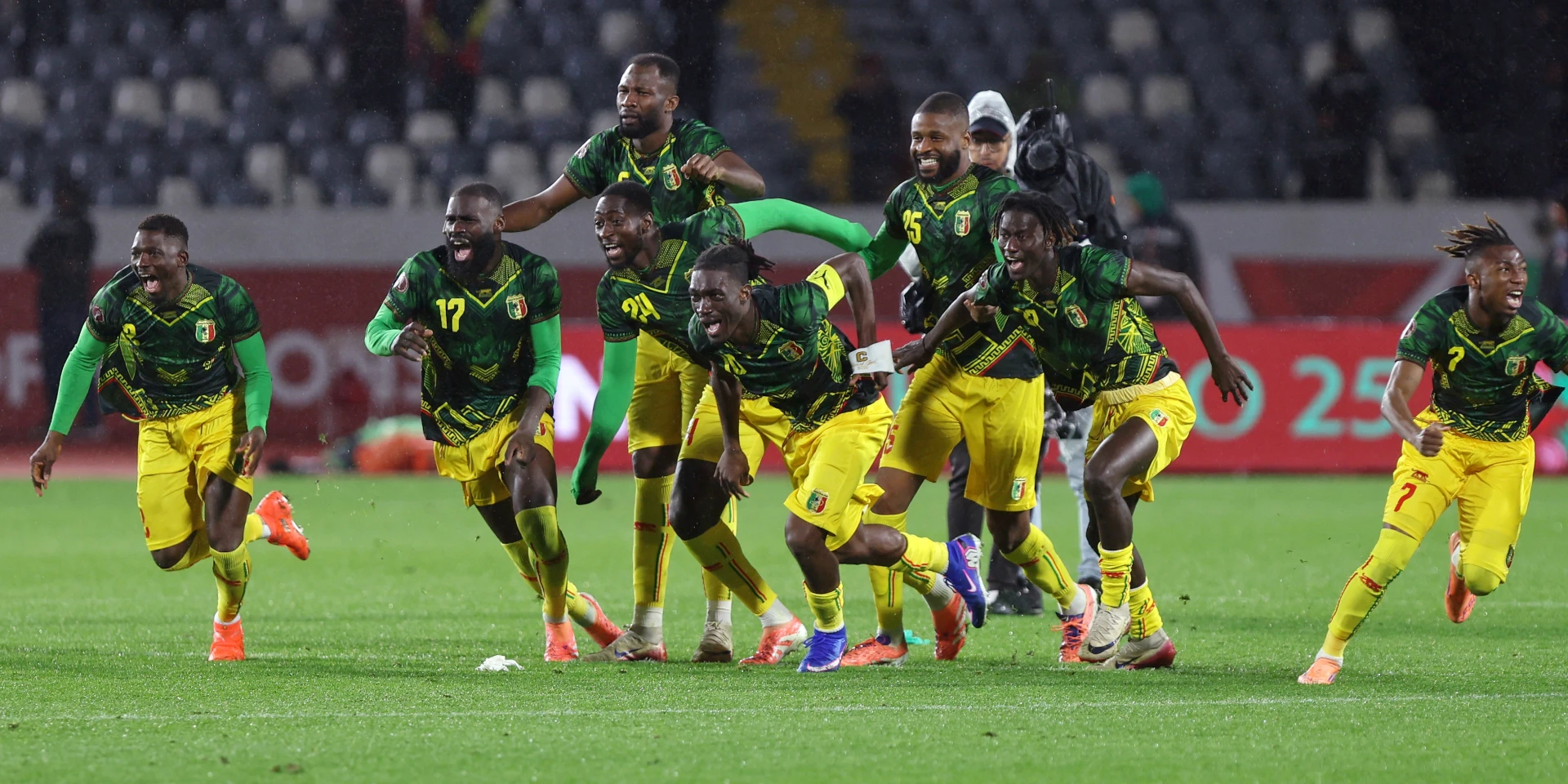 Ten-man Mali defeat Tunisia on penalties to book quarter-final place
