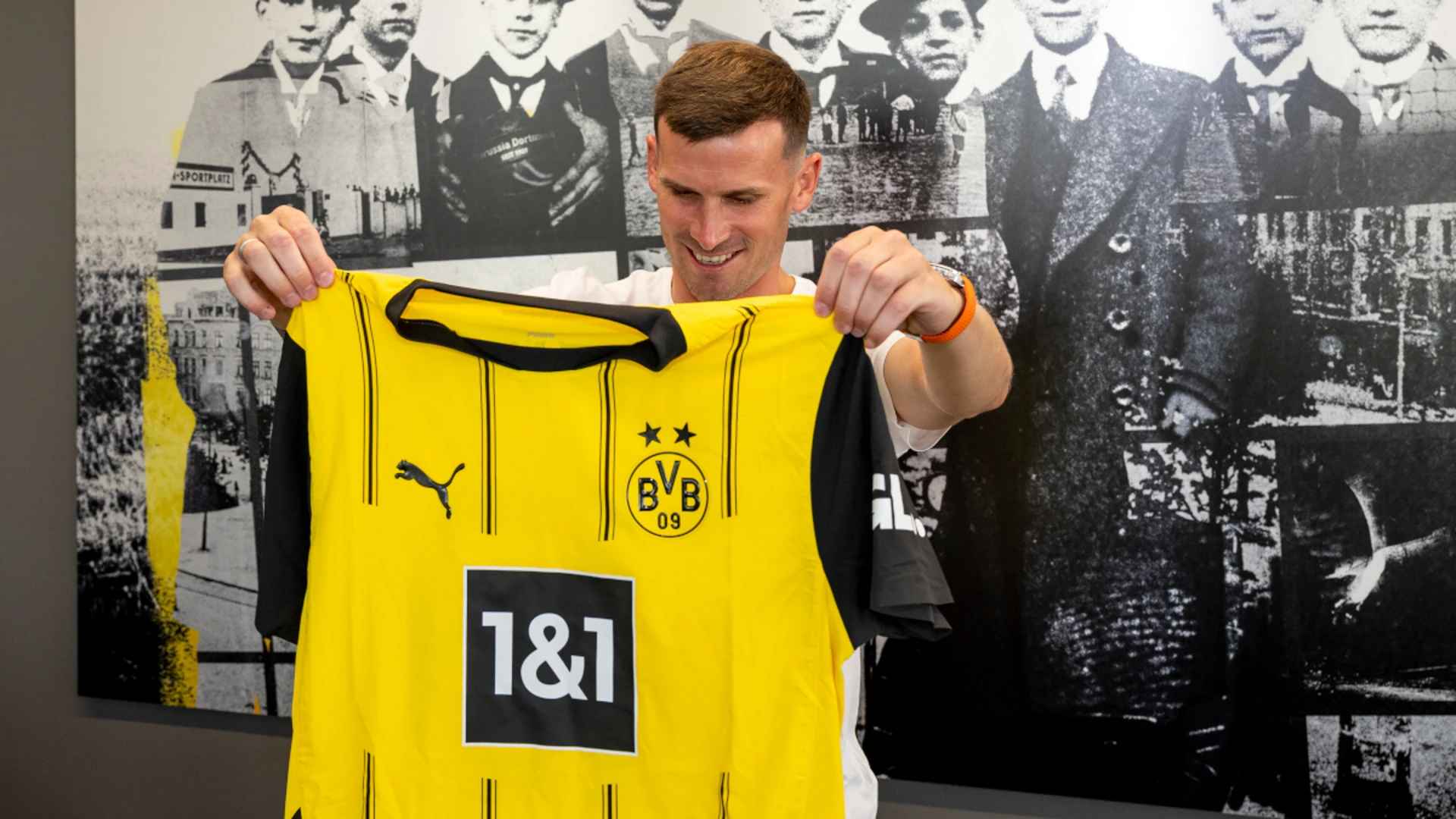 Dortmund sign Germany midfielder Gross from Brighton