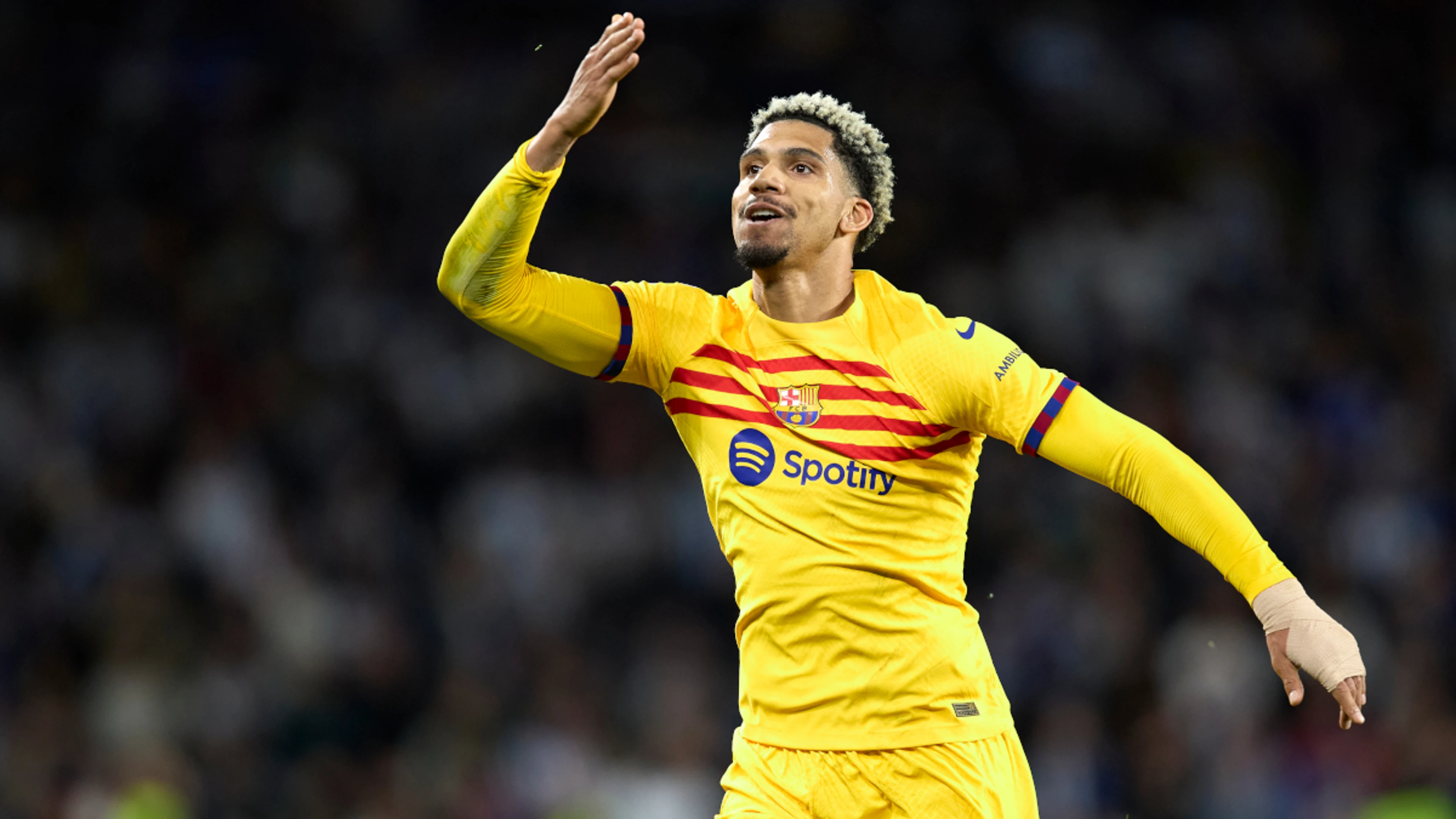 Araujo snatches Barca win against dominant Real Sociedad