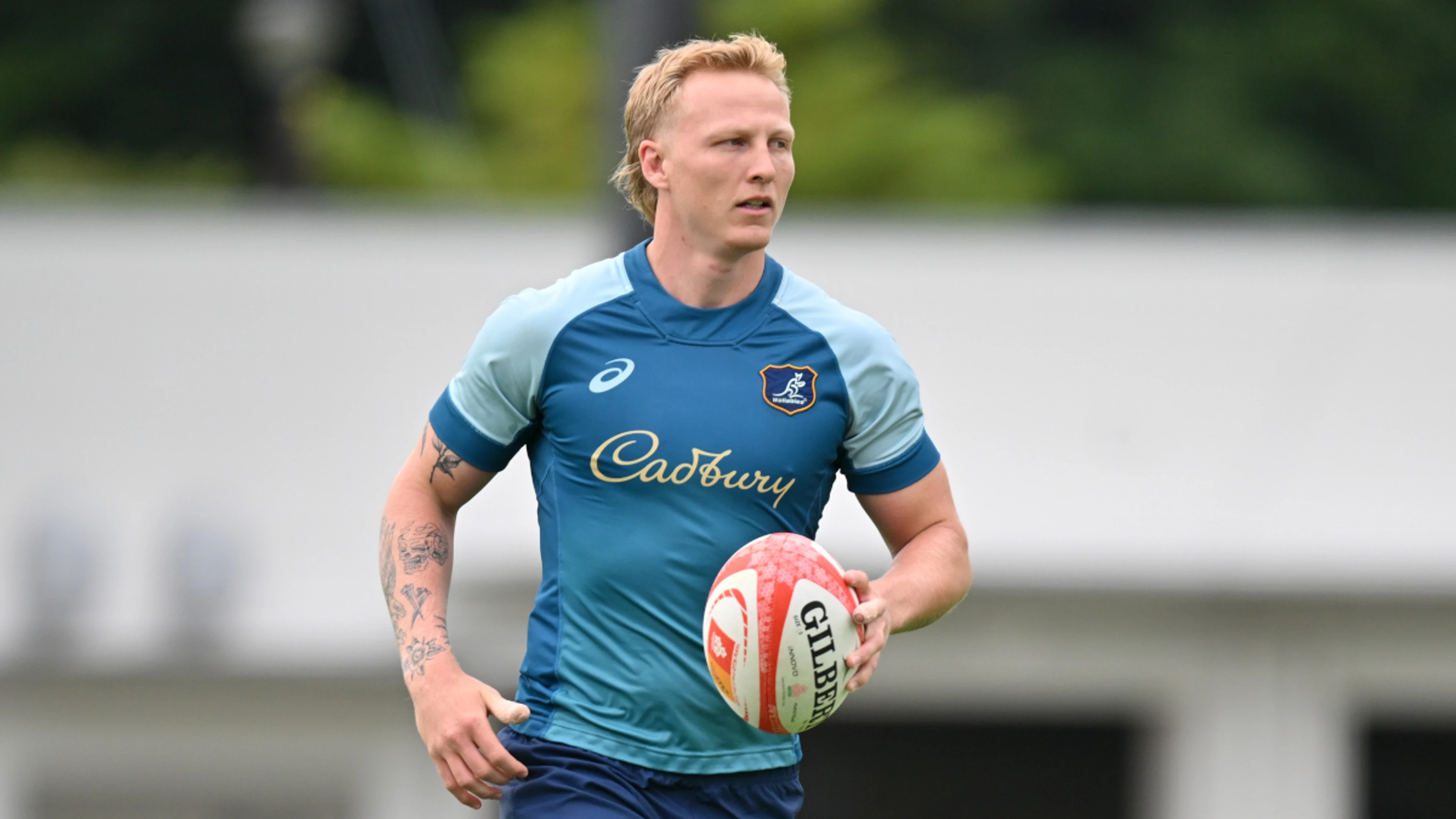 Inexperienced Gordon recalled by Australia coach Schmidt