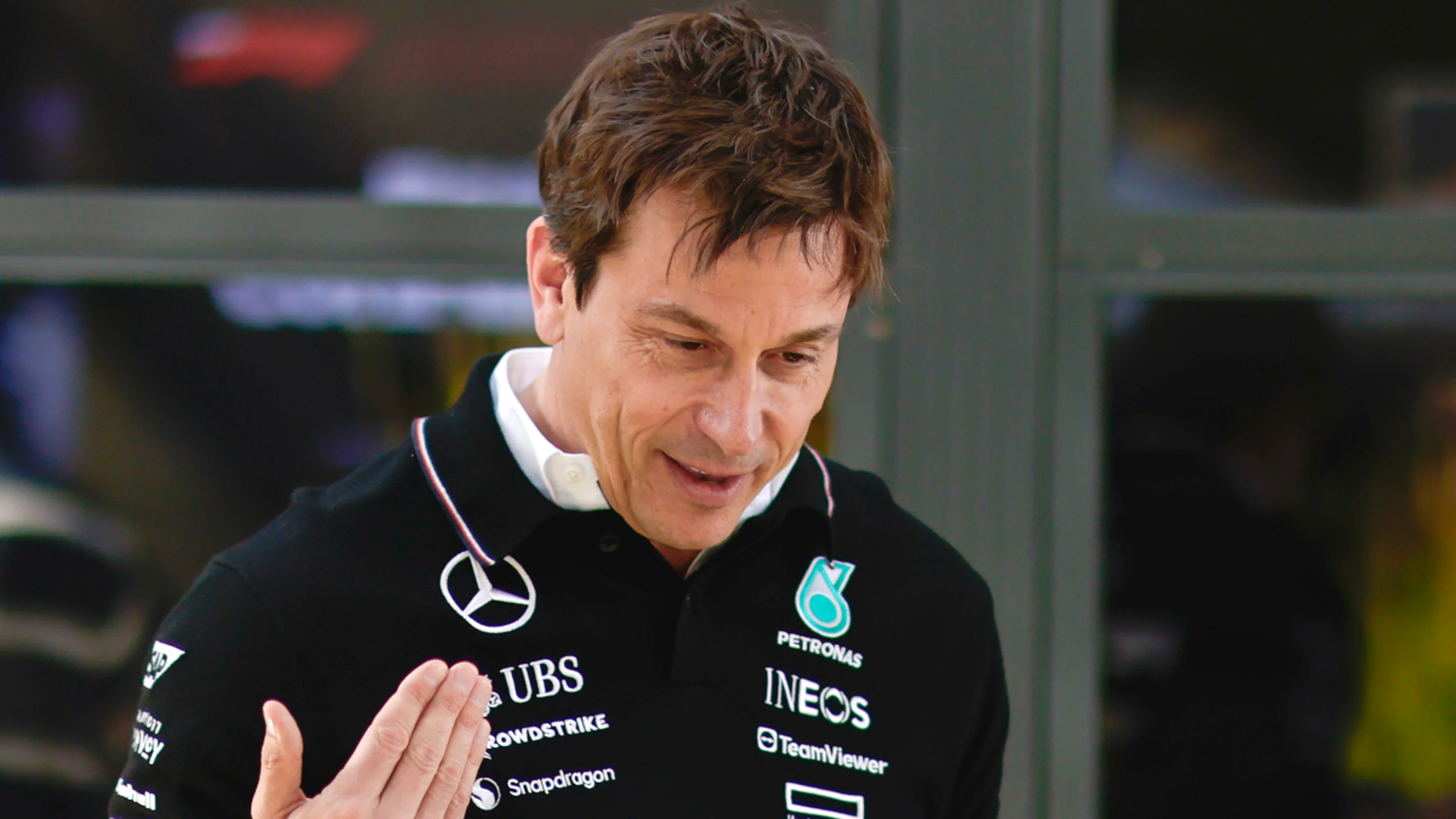 Wolff, Horner clash anew over Verstappen's Red Bull future