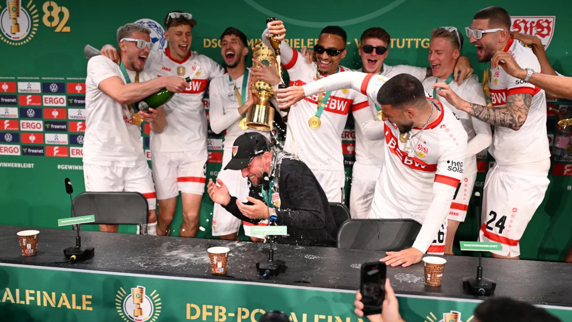 Stuttgart beat third-tier Arminia Bielefeld 4-2 to clinch German Cup