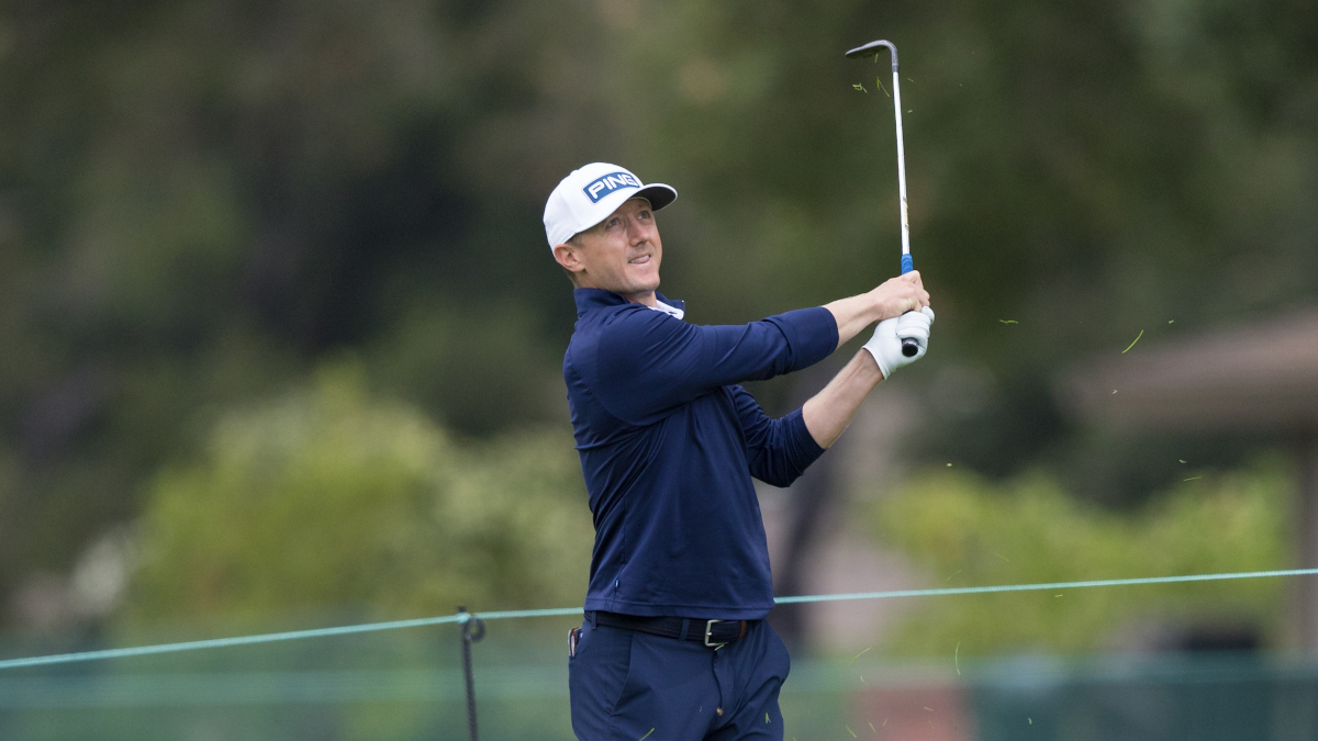 Mackenzie Hughes fighting for status while defending title