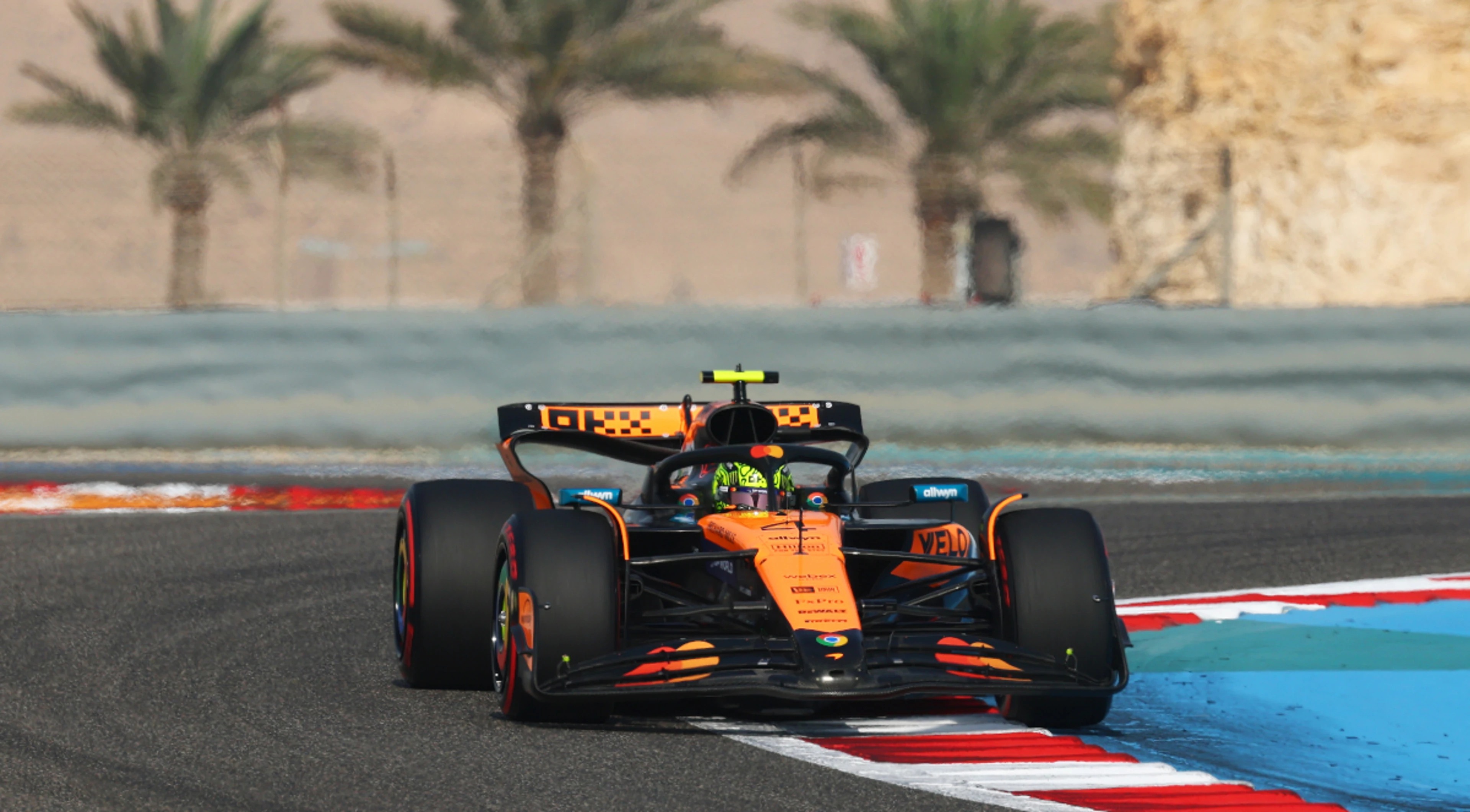 Norris turns on the heat at sweltering Bahrain practice