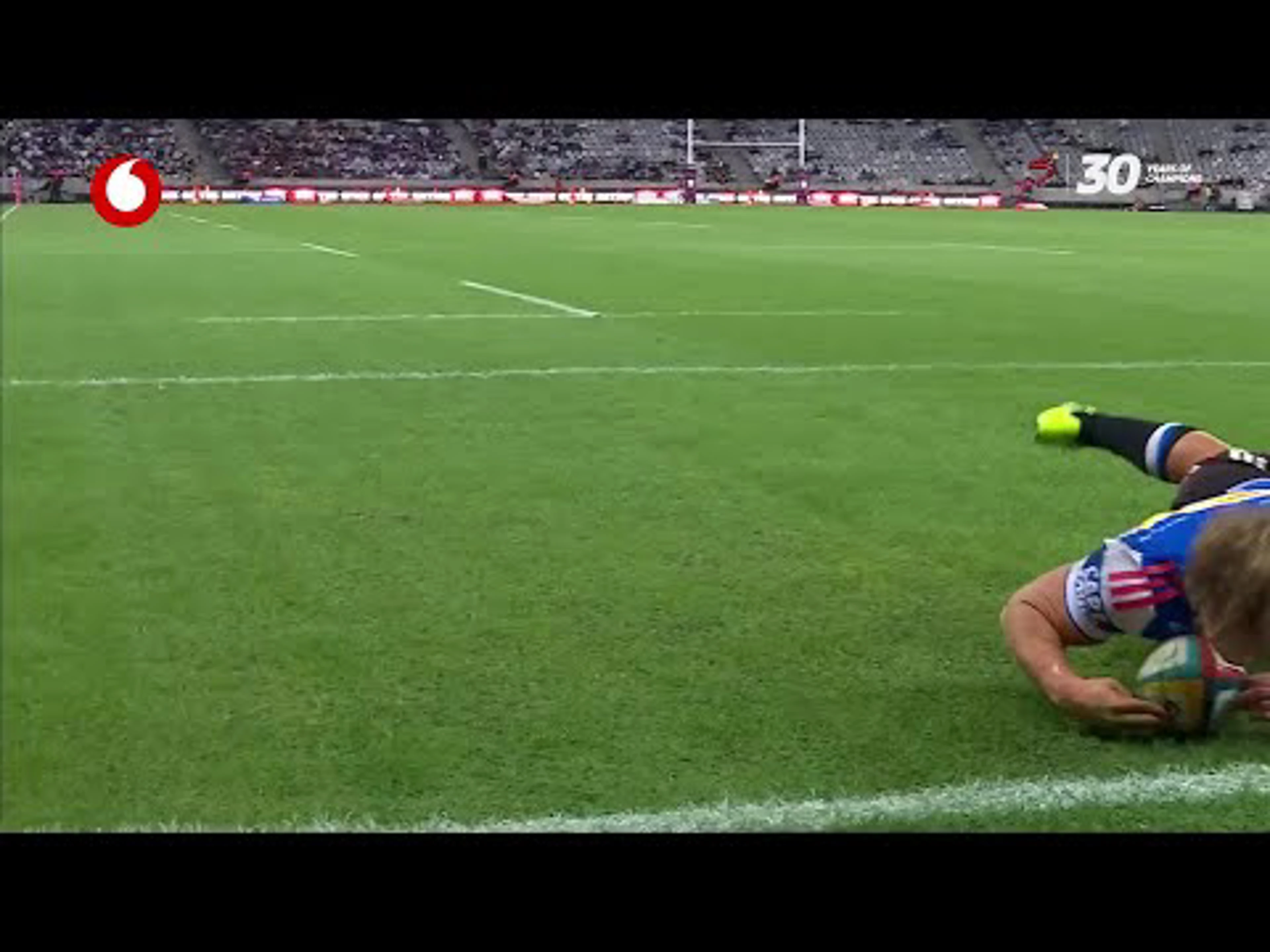 Evan Roos | 10ᵗʰ Minute Try v Ospreys
