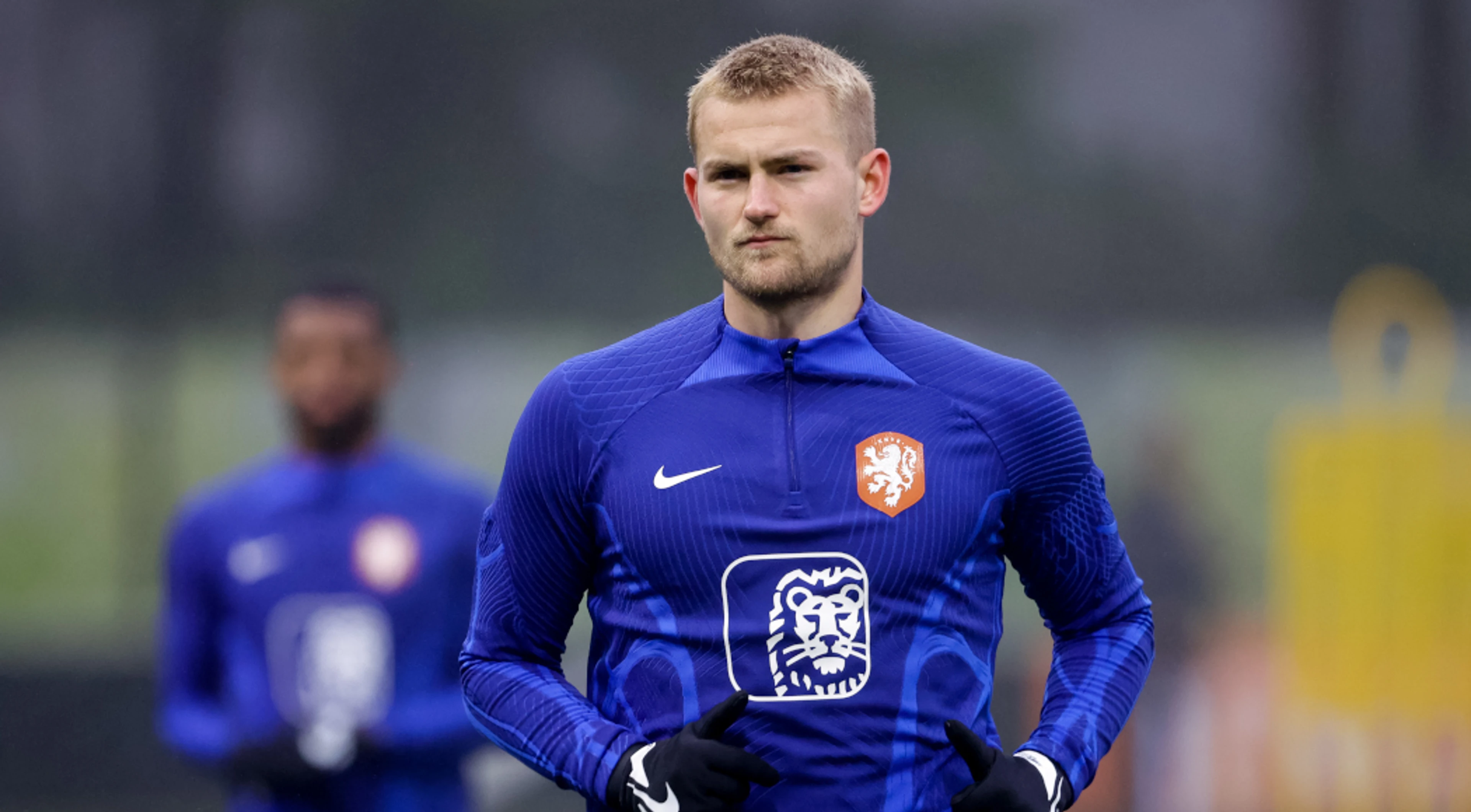 De Ligt and Verbruggen back in training after virus scare