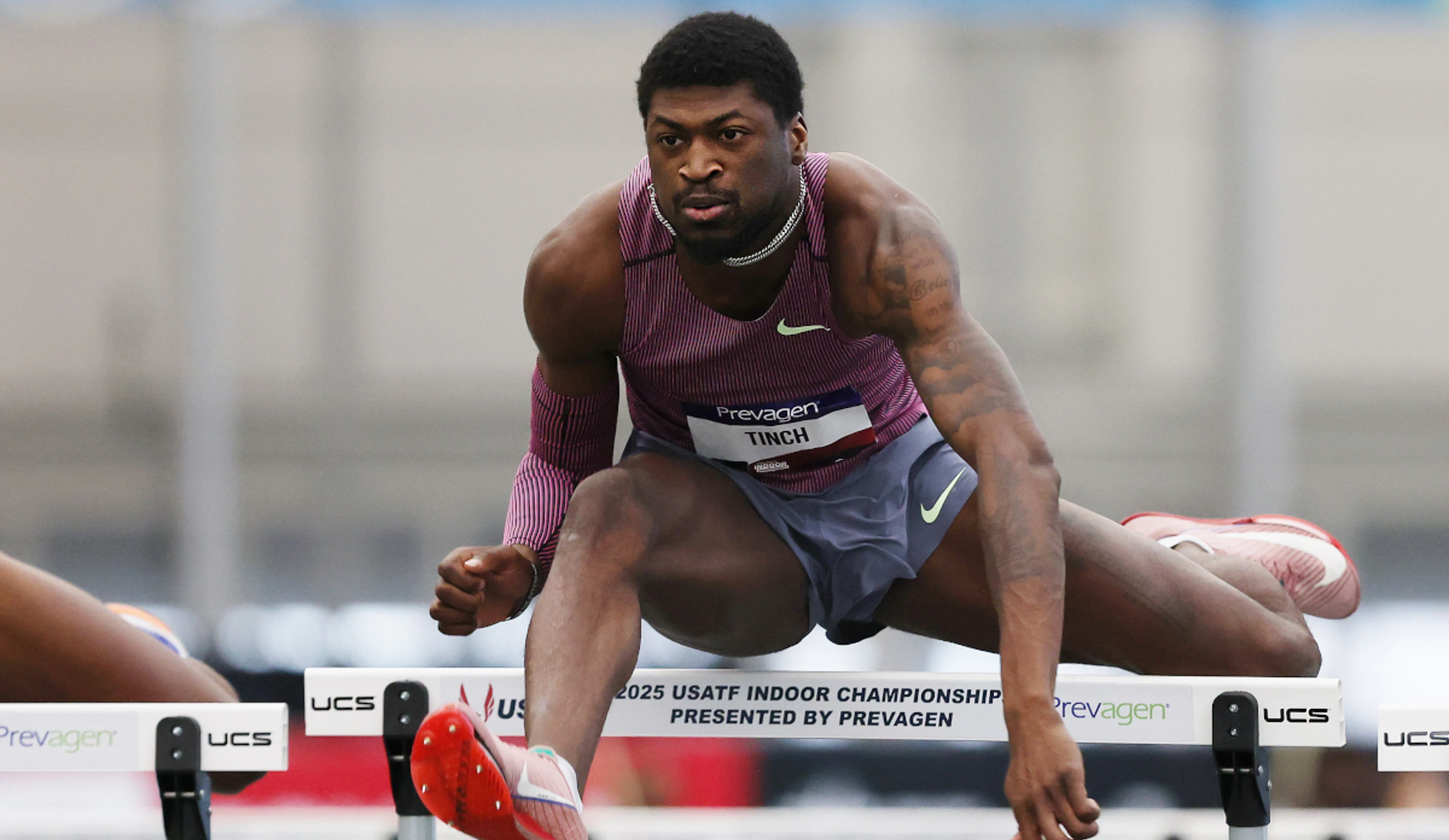 High hurdler Tinch fires warning shot at Diamond League