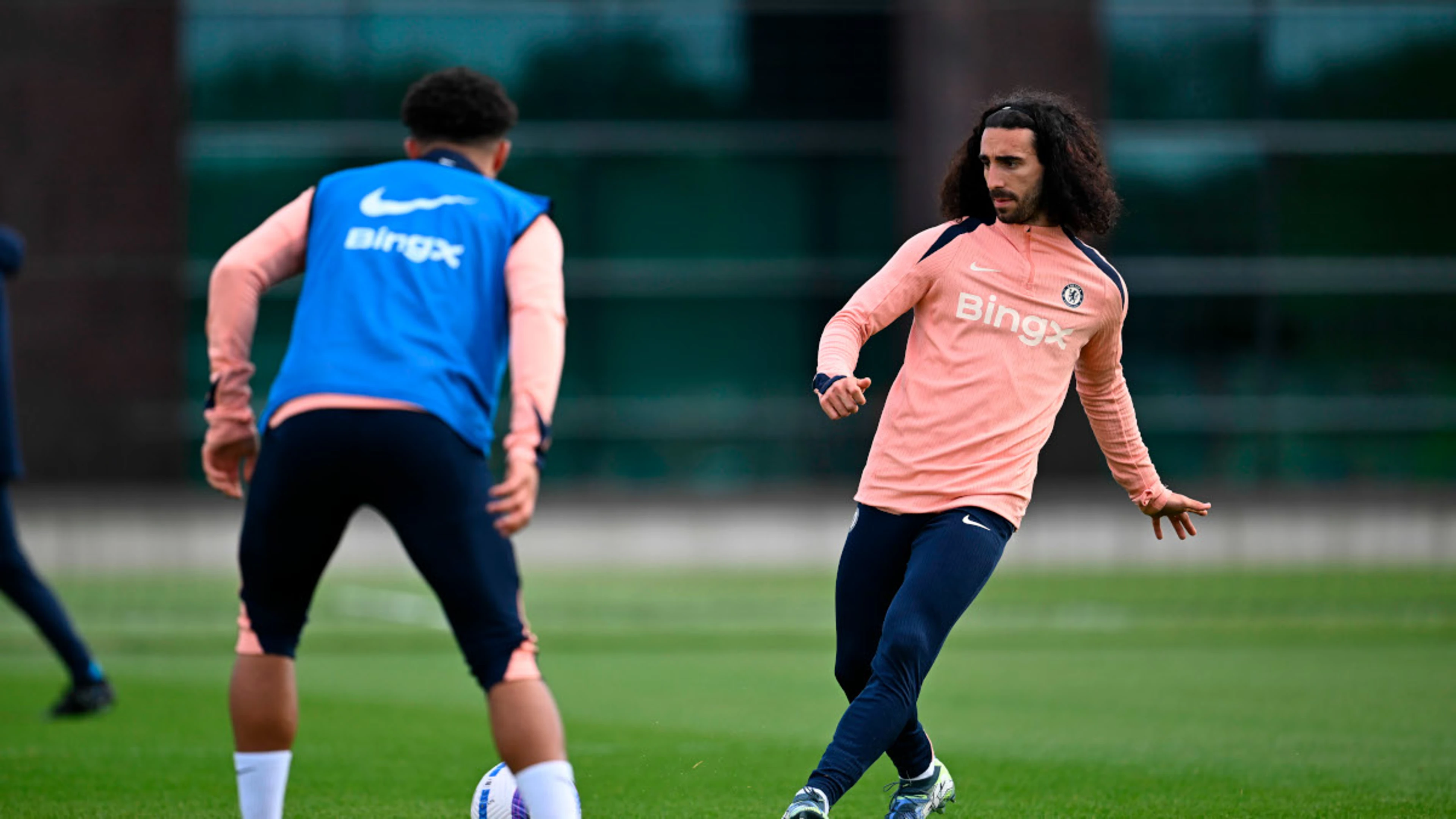 Chelsea facing crucial weekend in top-five hunt