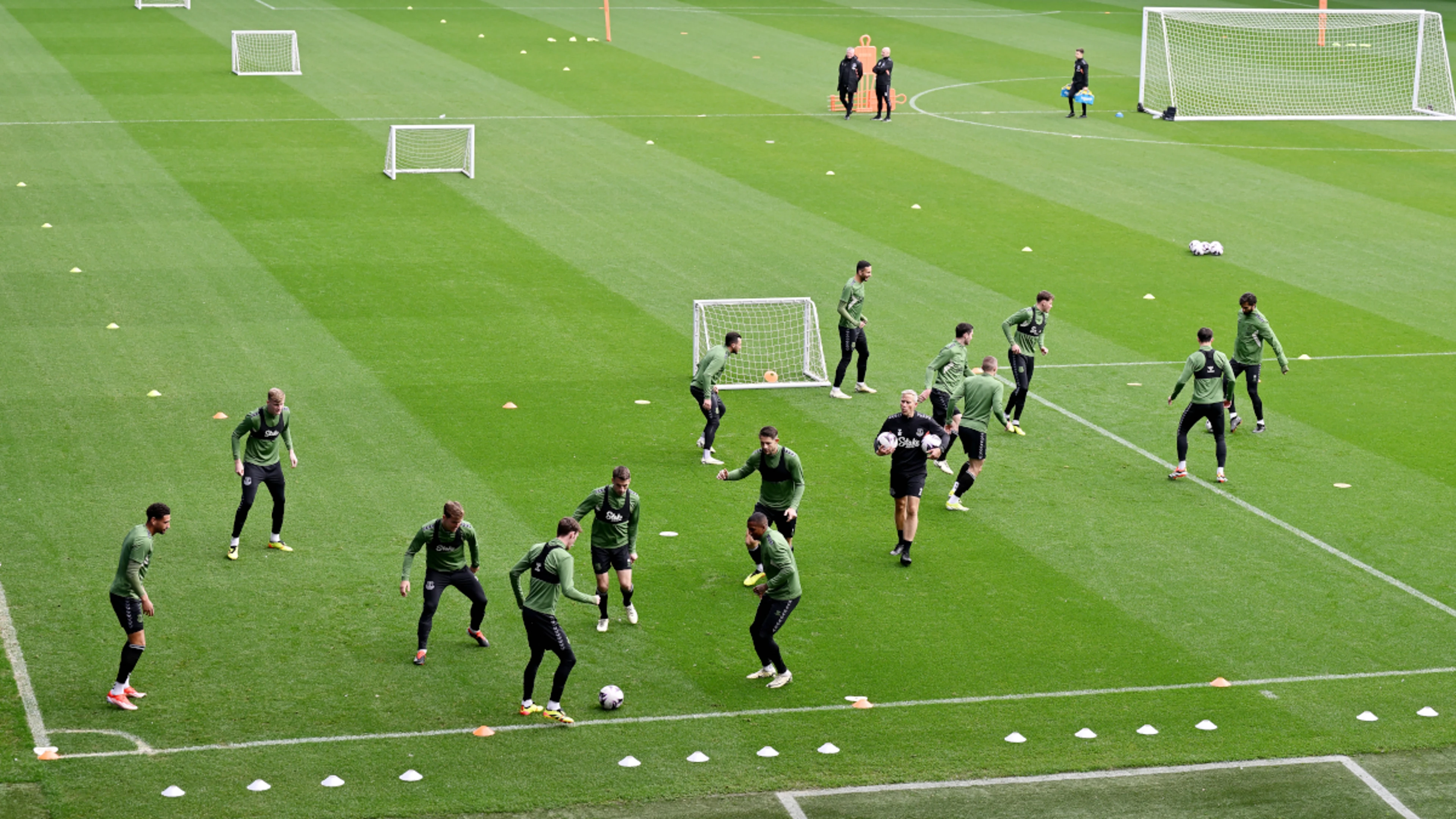 Everton's appeal against Premier League points deduction to be fast-tracked