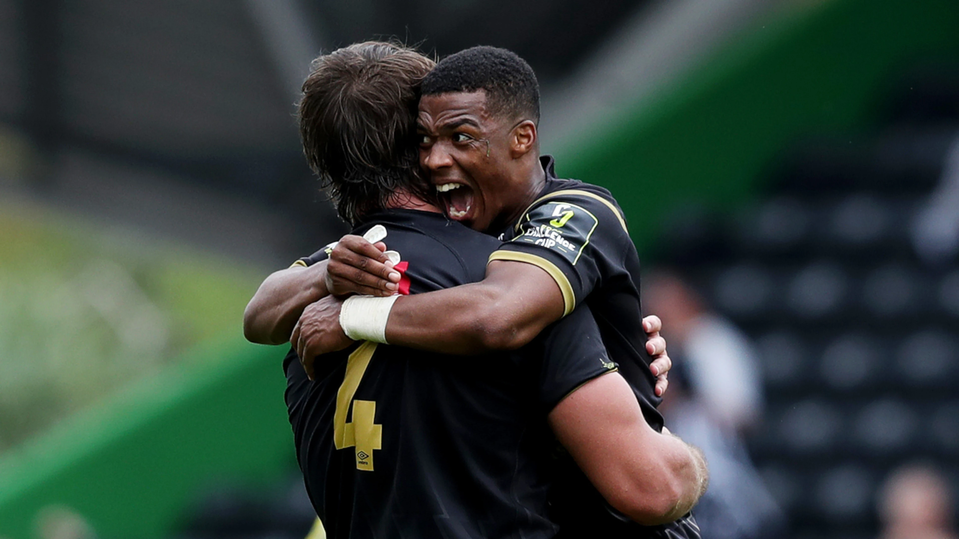 Great Sharks fightback secures their place in the final