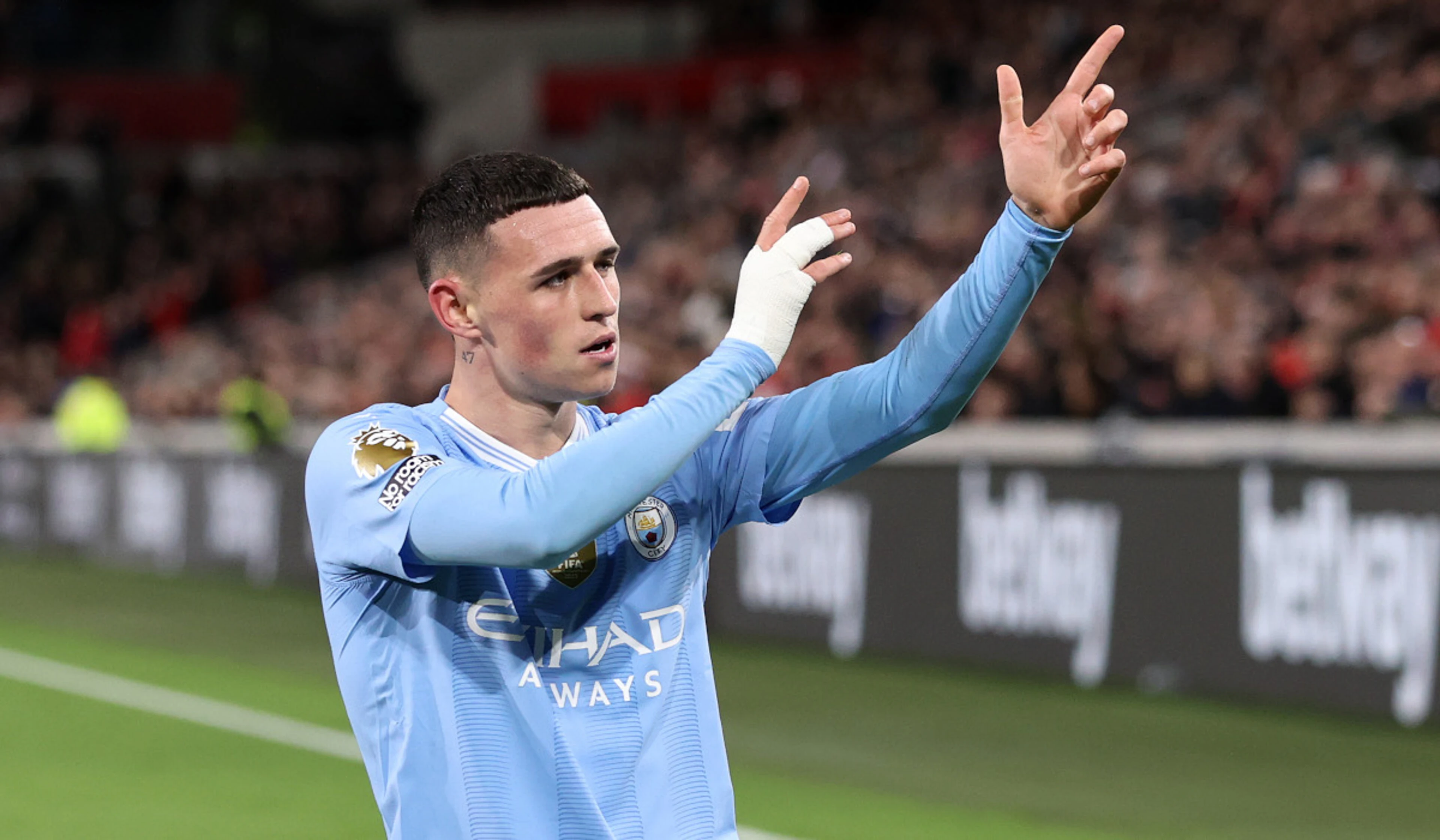 Foden praises Man City resilience as Premier League race heats up