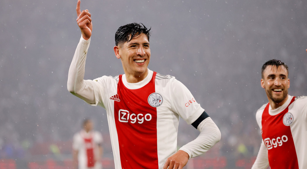 Lyon sign Argentina full-back Tagliafico from Ajax