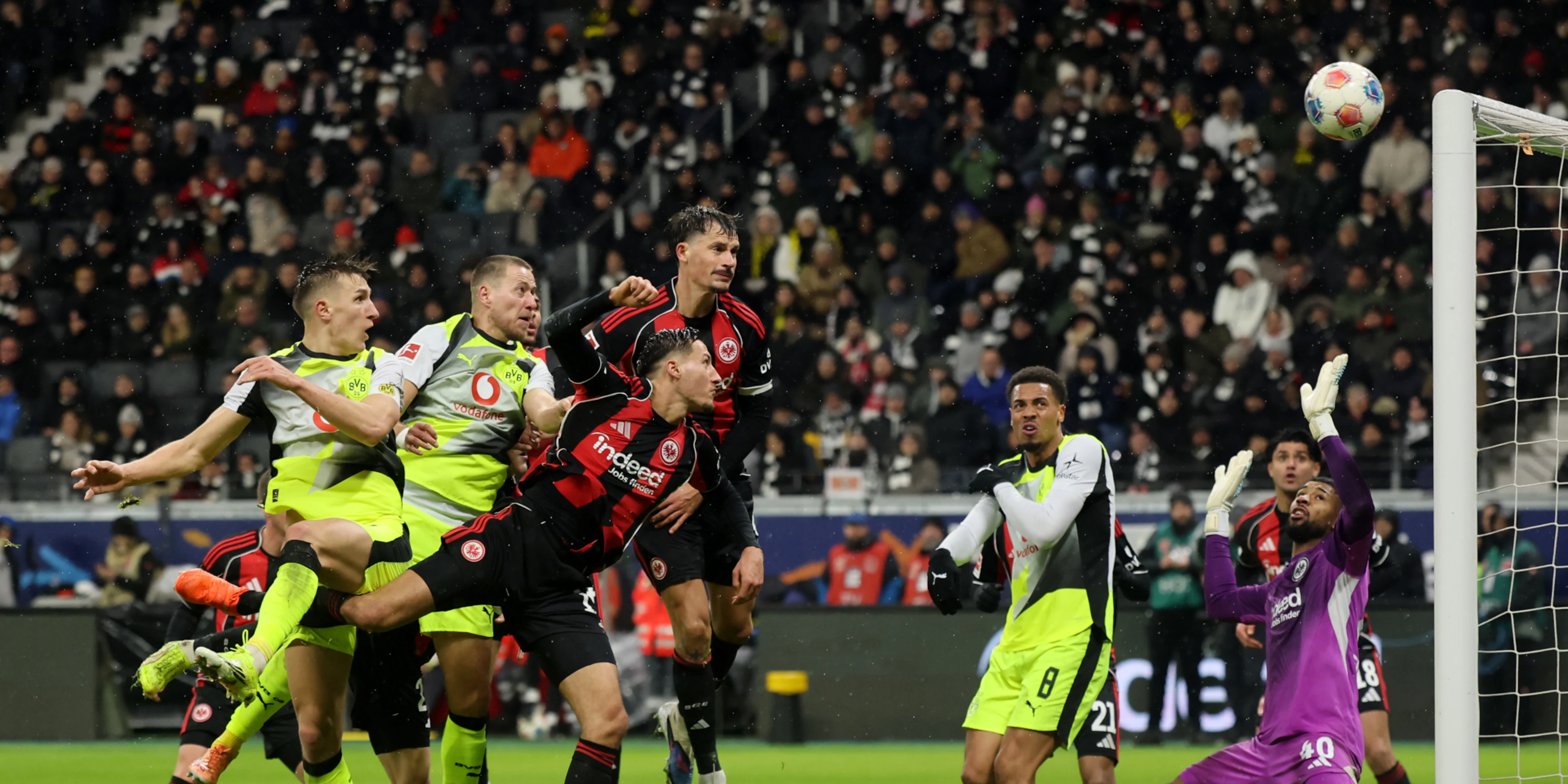 Dortmund twice waste lead but grab last-gasp equaliser for draw at Frankfurt