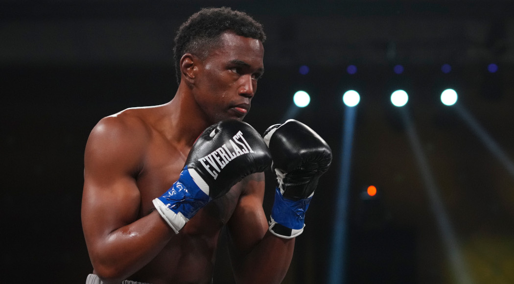 Matias stops Ponce to win IBF junior welter crown