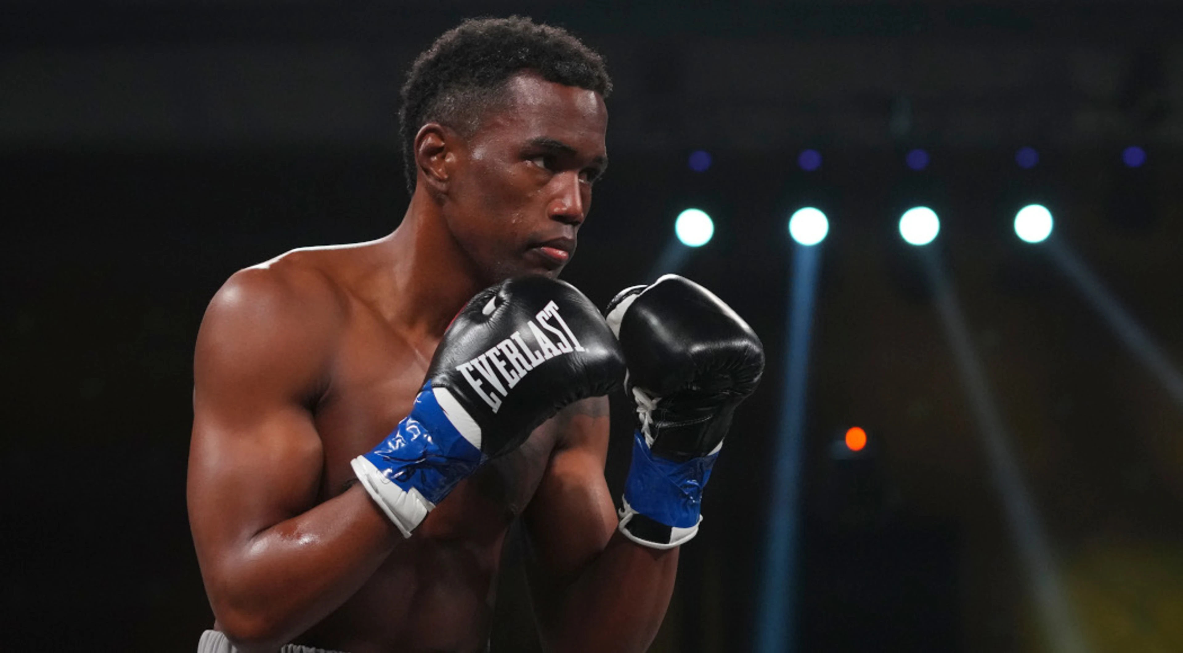 Matias stops Ponce to win IBF junior welter crown