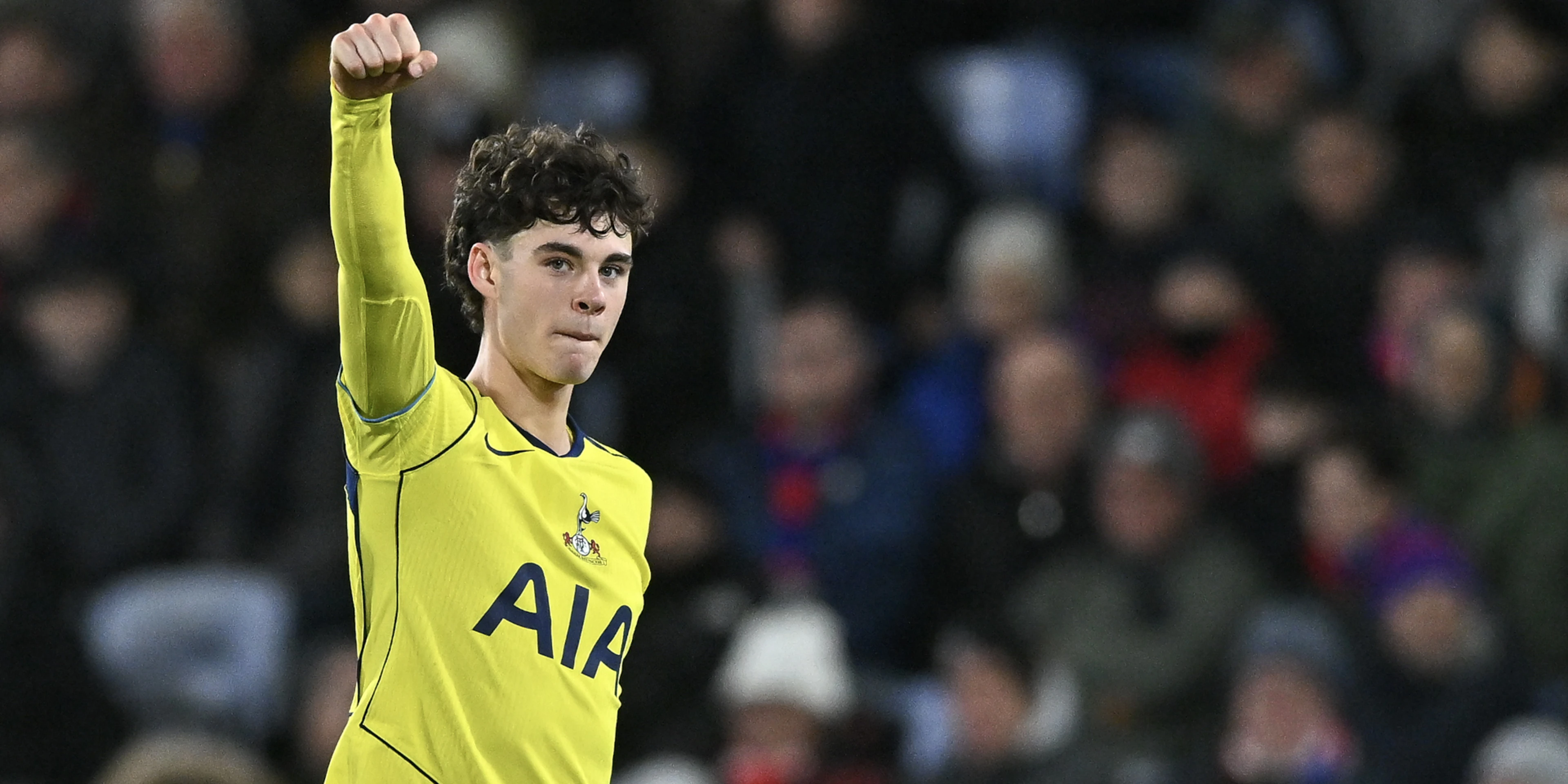 Gray's first senior goal earns Spurs gritty win at Palace