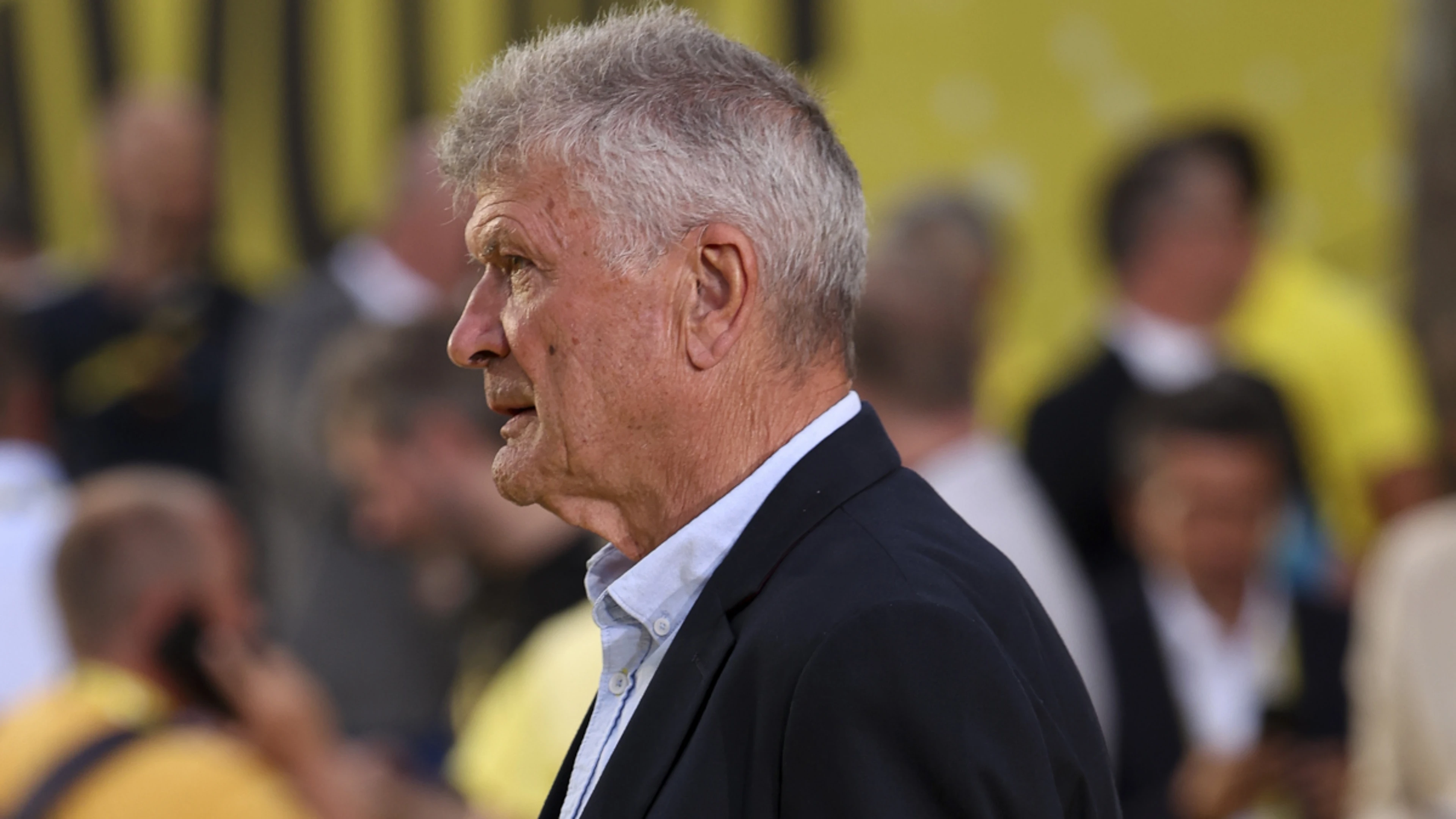 France's long wait for Tour winner goes on but Thevenet sees hope