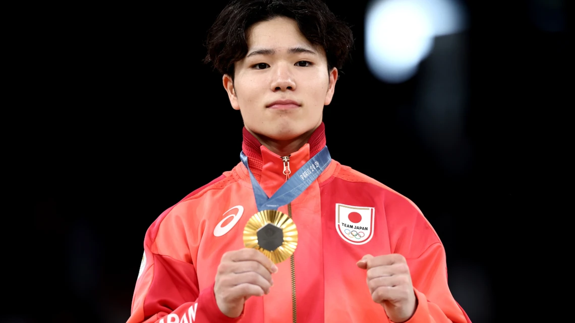 Japan's Oka wins third gold at Paris Olympics on horizontal bar
