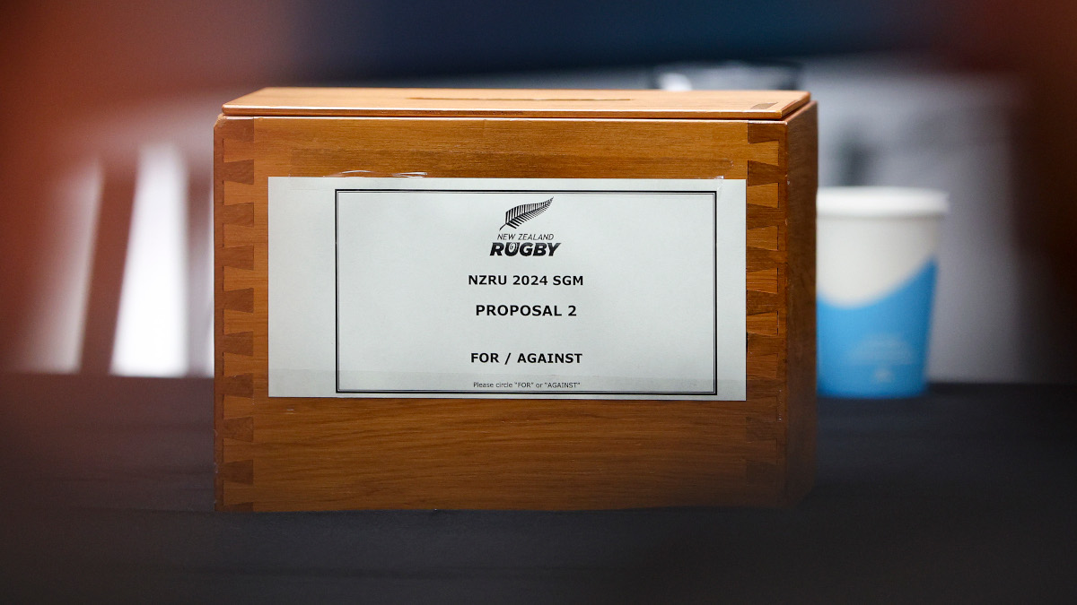 New Zealand rugby in danger of split as provinces win bitter vote