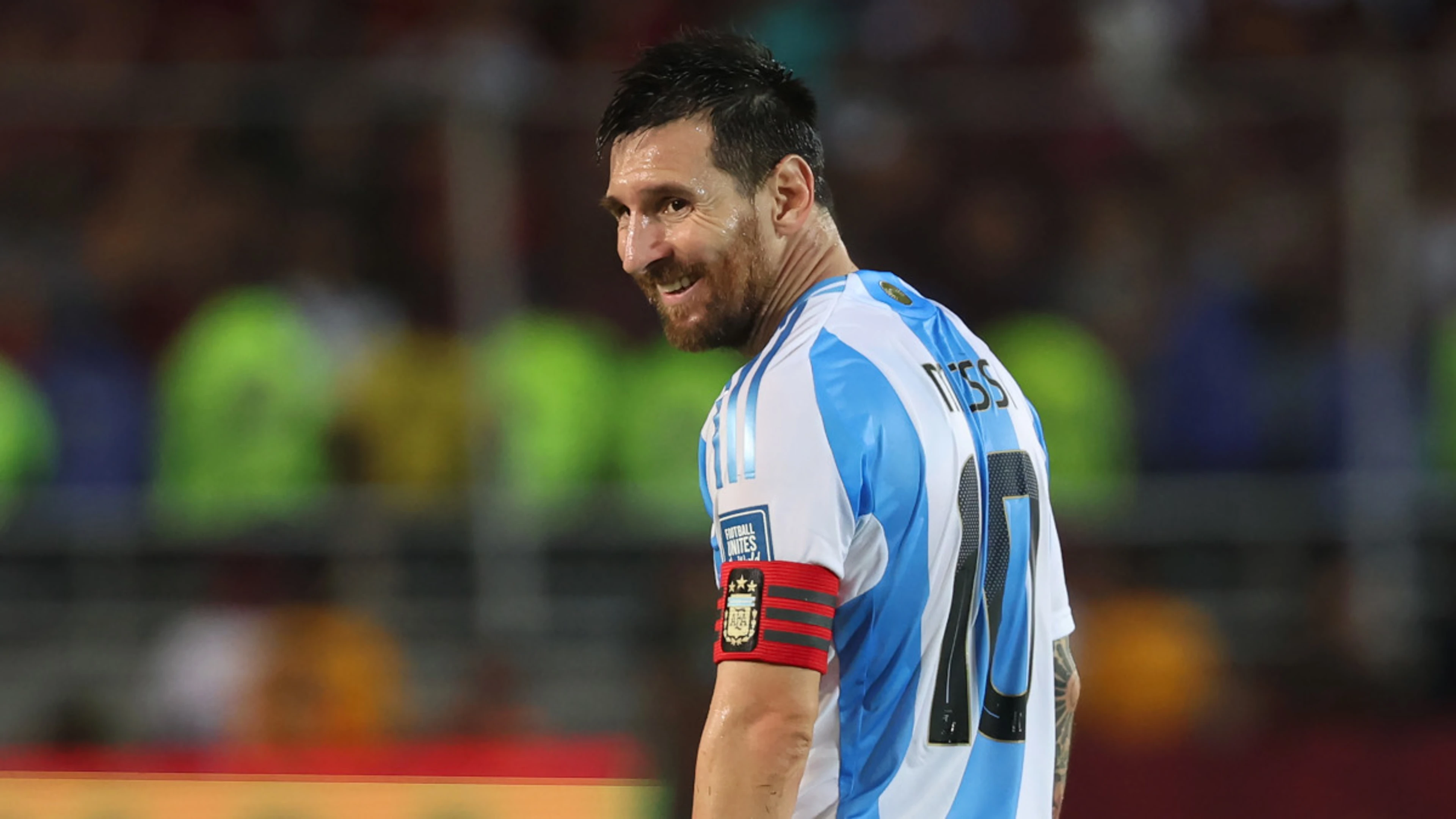 Venezuela hold Argentina to draw on Messi's return