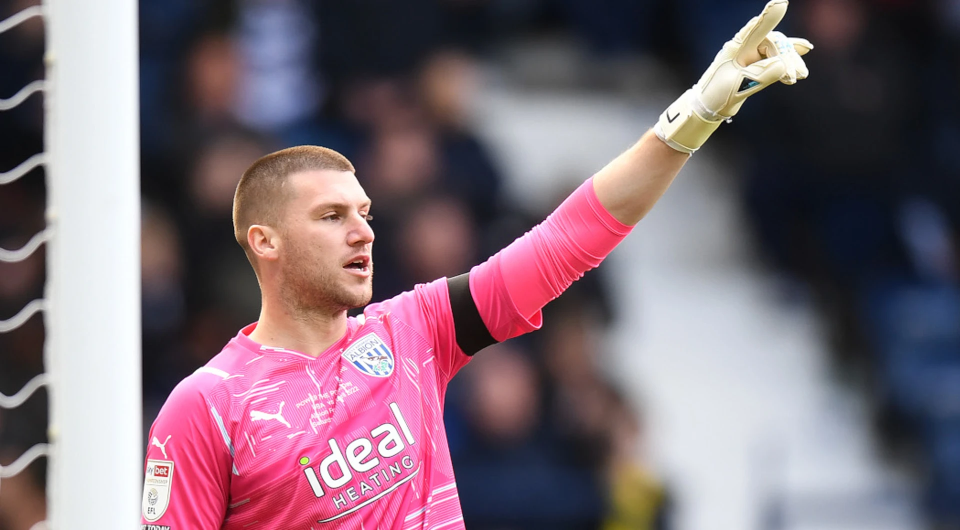 Sam Johnstone - Cạnh Tranh Vị Trí Gác Đền Bằng Sự Ổn Định