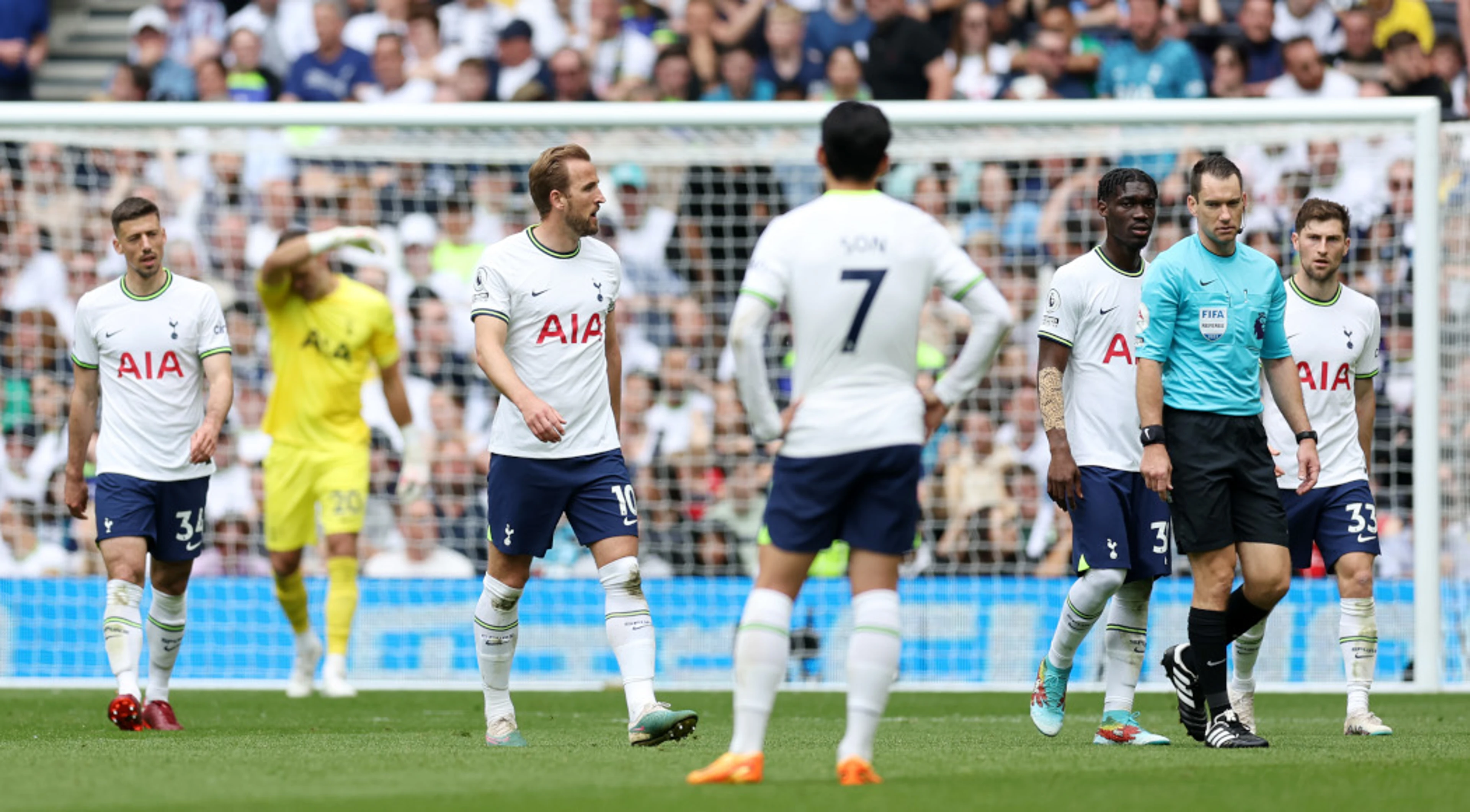 Man City win fifth Premier League title in six seasons