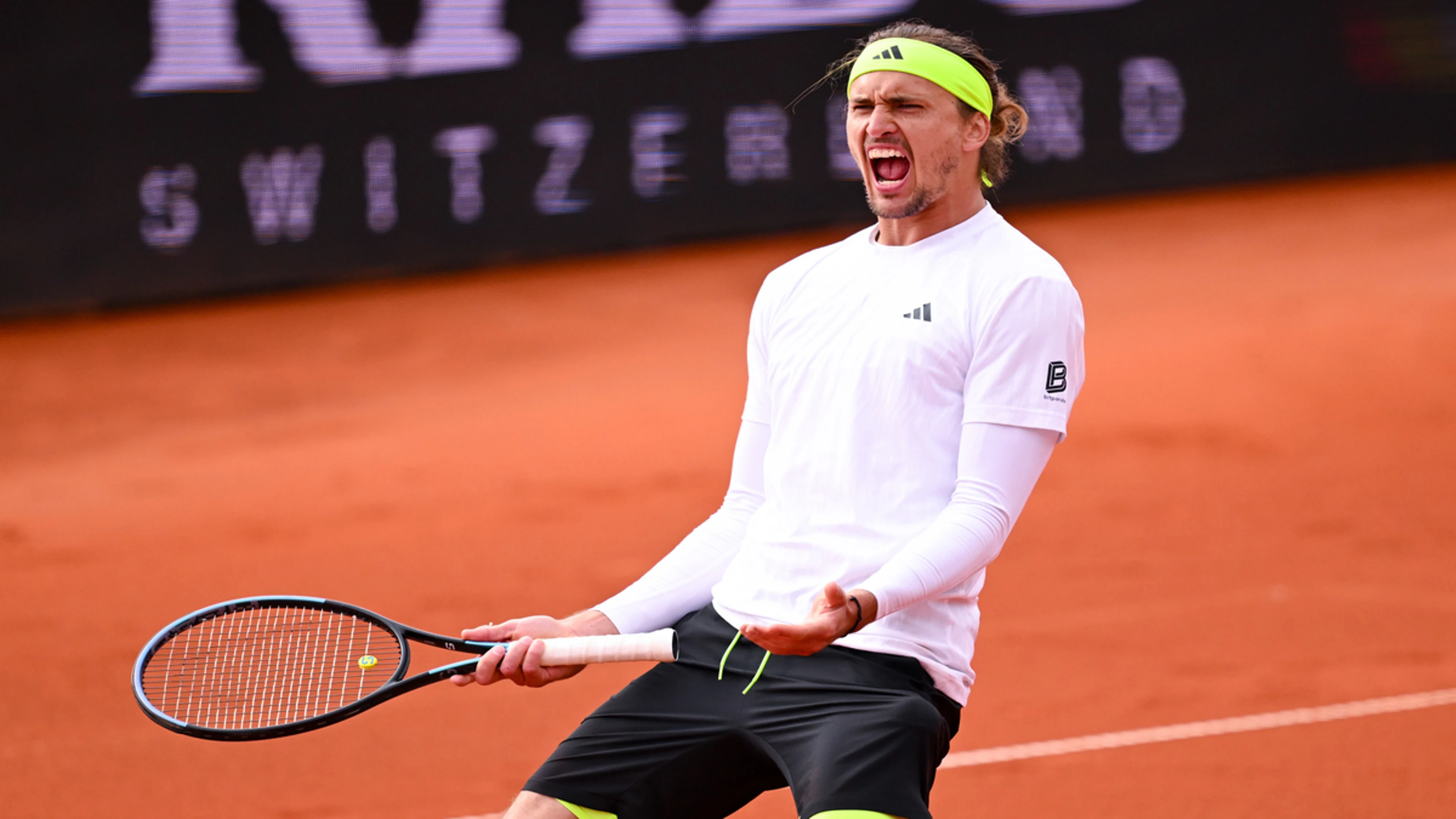 Zverev overcomes Griekspoor scare to reach Munich semis
