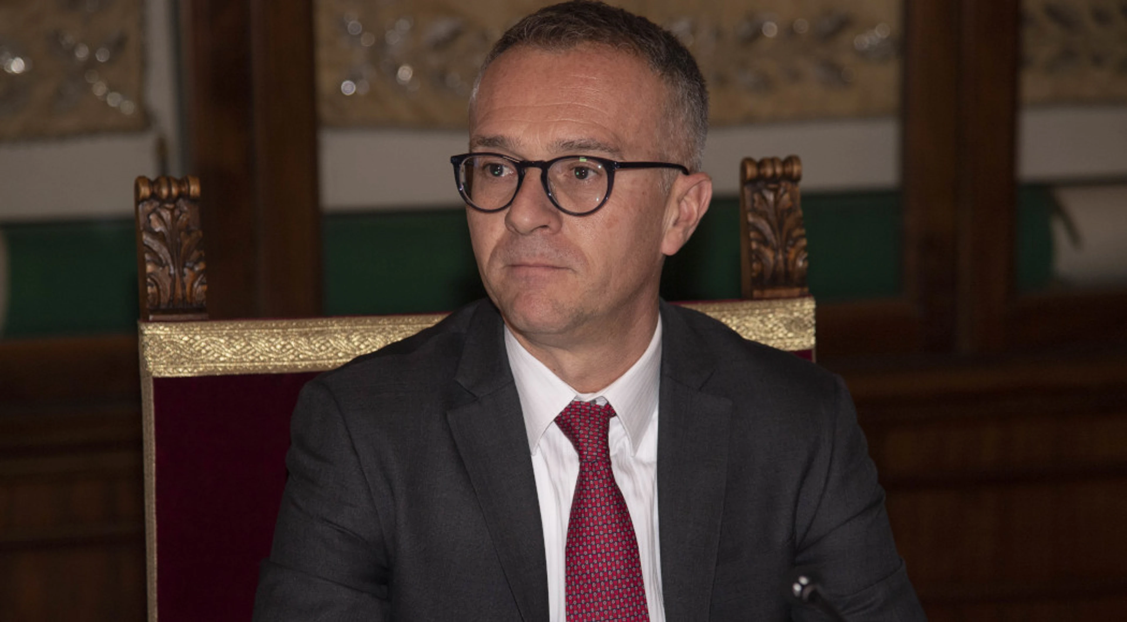 Roma sack CEO after transfer probe