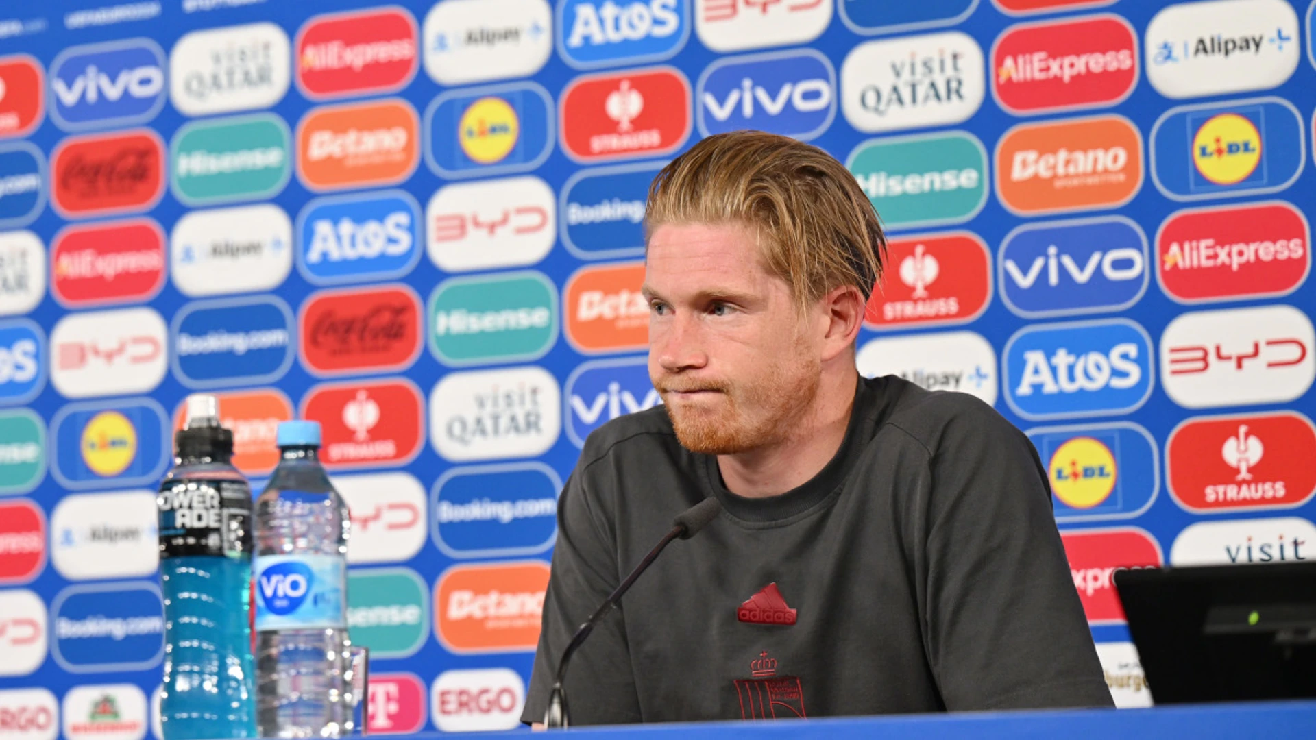 De Bruyne sidesteps questions over fans' boos after Euro draw