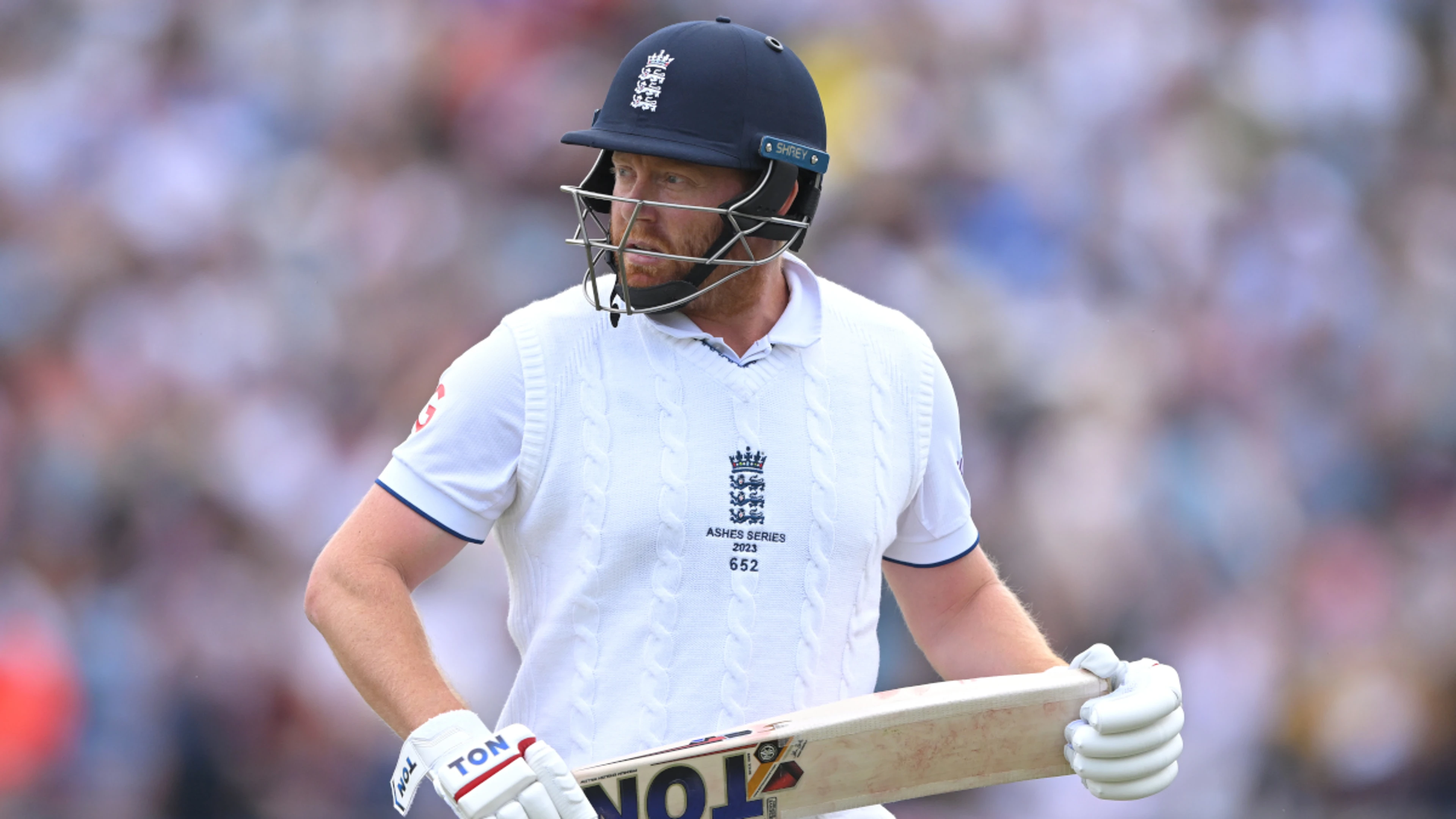 England keep faith with Bairstow in squad for fourth Ashes test