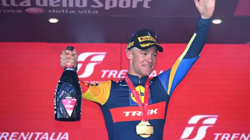 Jonathan Milan wins Giro 4th stage, Pogacar retains lead