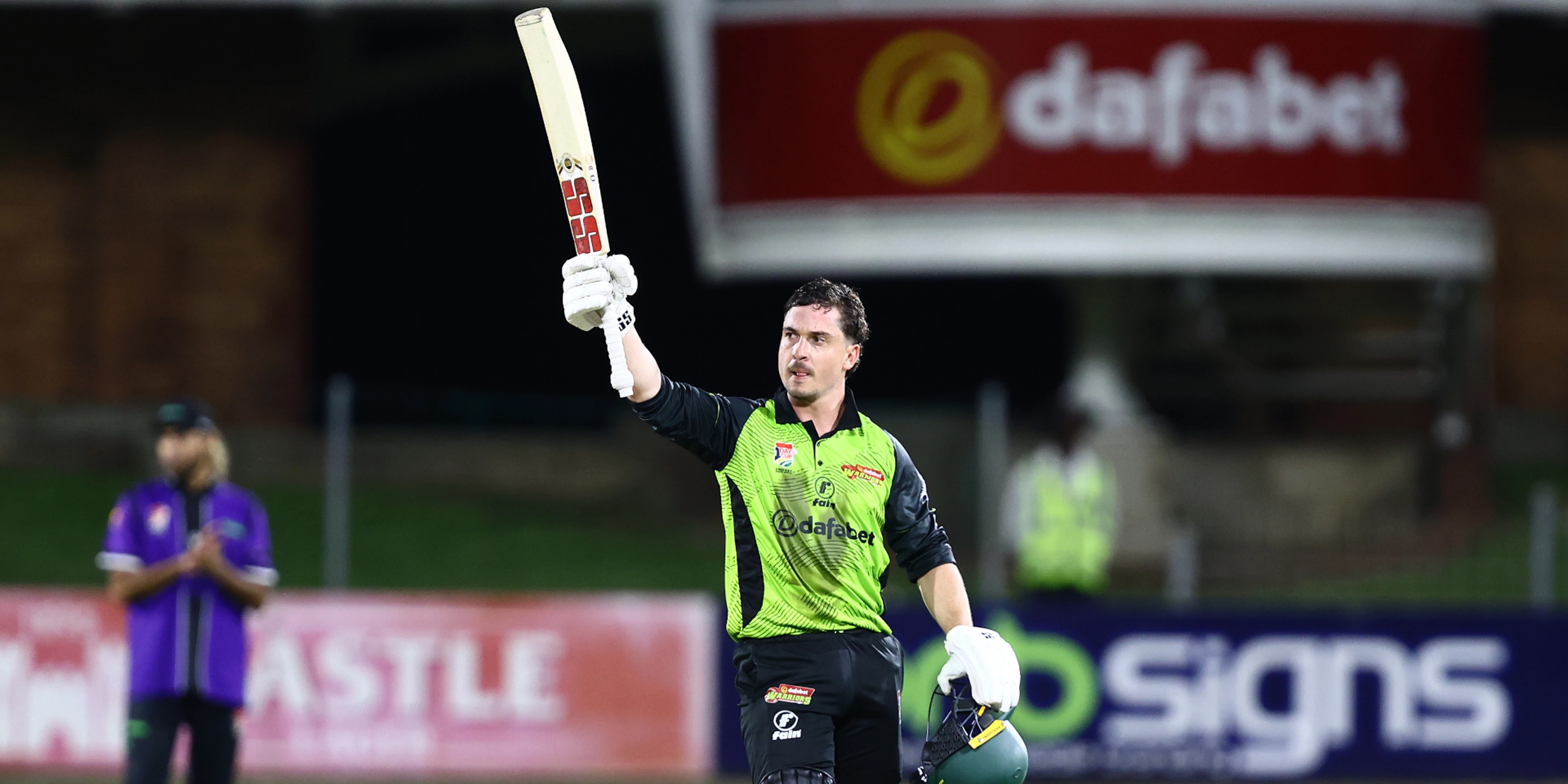 Breetzke strikes glorious ton to lead Warriors to victory