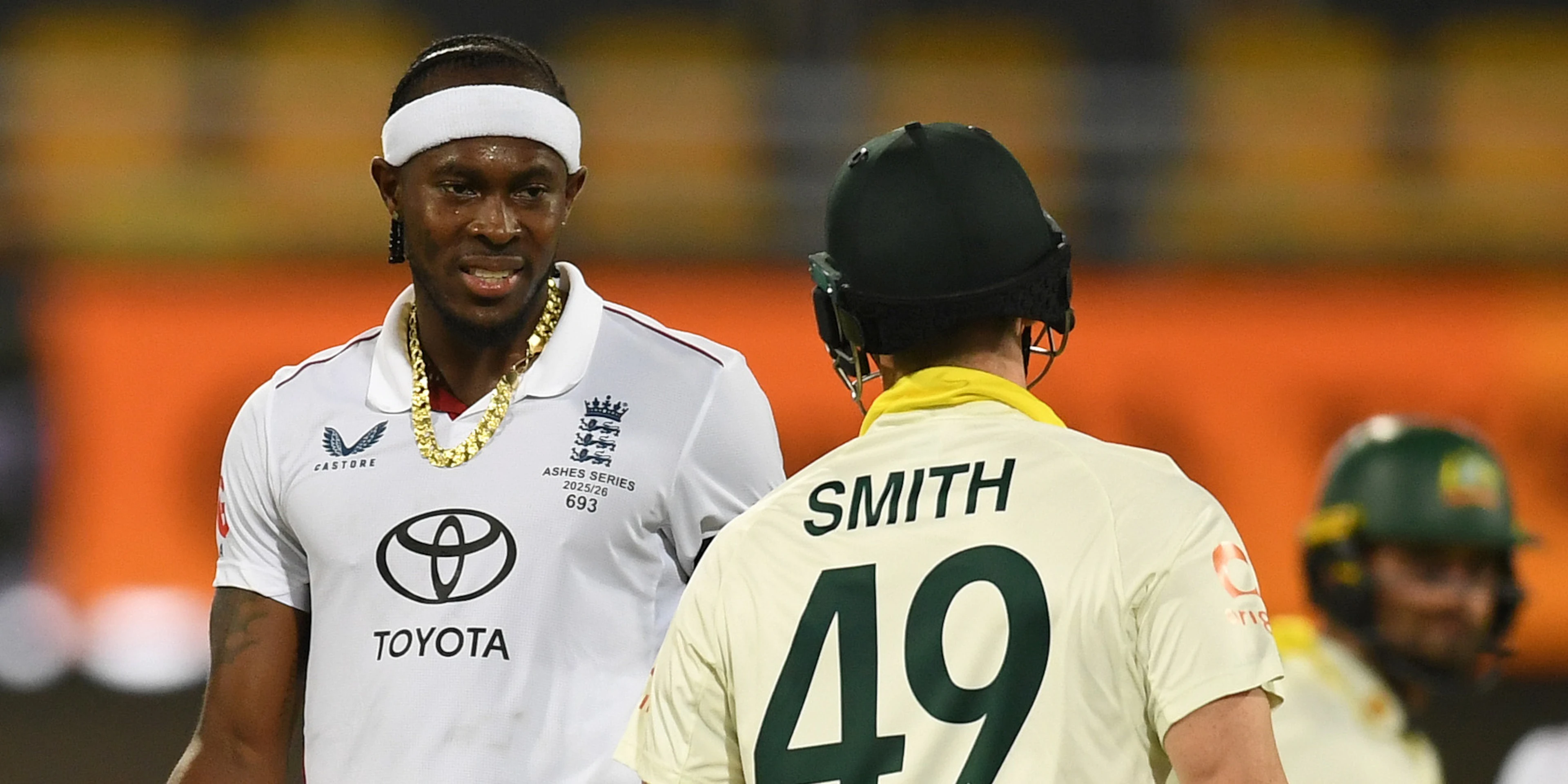 Resilient Australia 'adapt on the go' to close in on Ashes glory