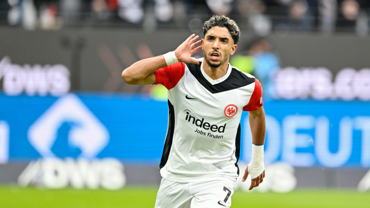 Man City sign Frankfurt forward Marmoush for £59m