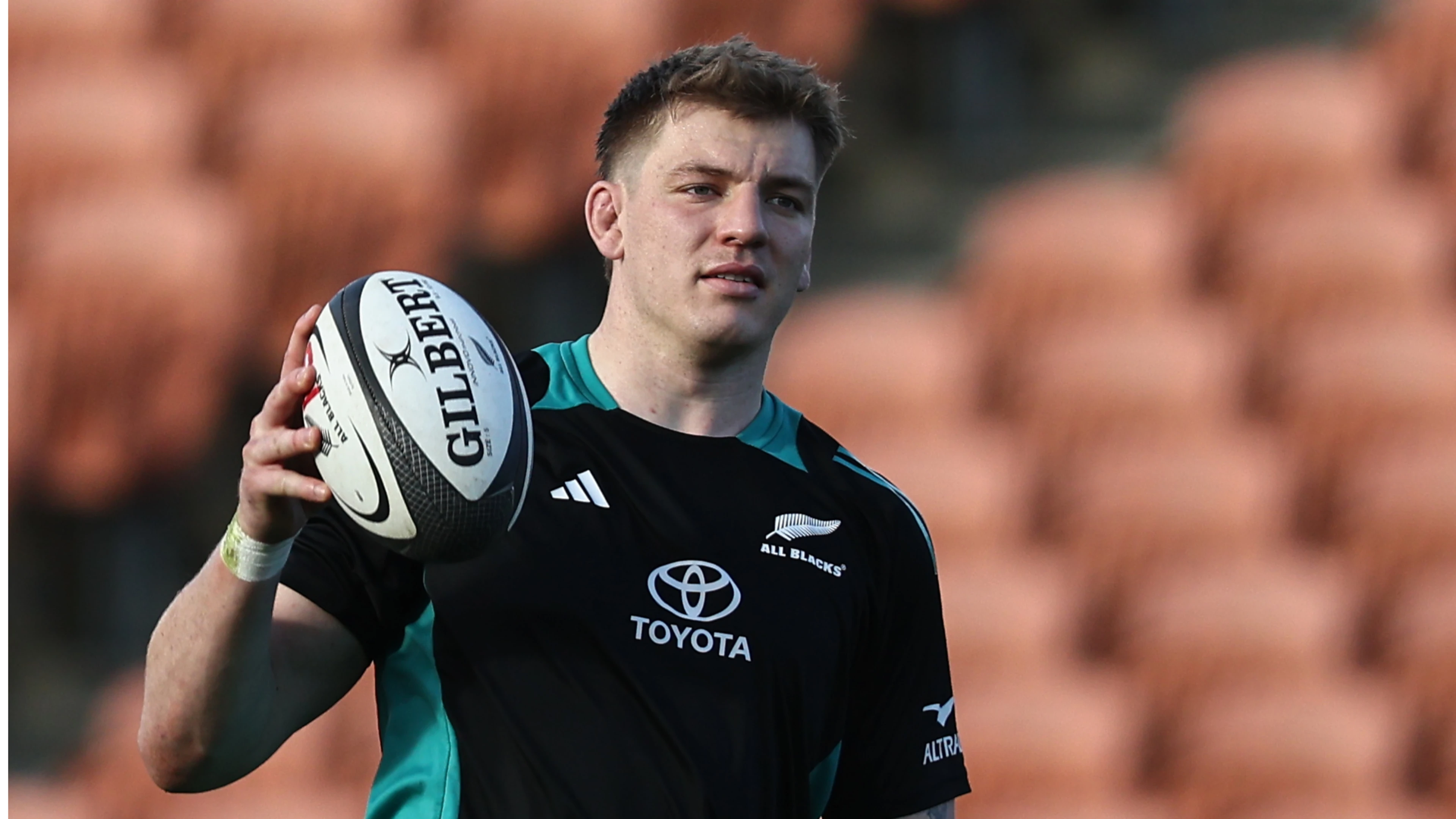 Highlanders lose All Blacks lock Holland for Super Rugby season