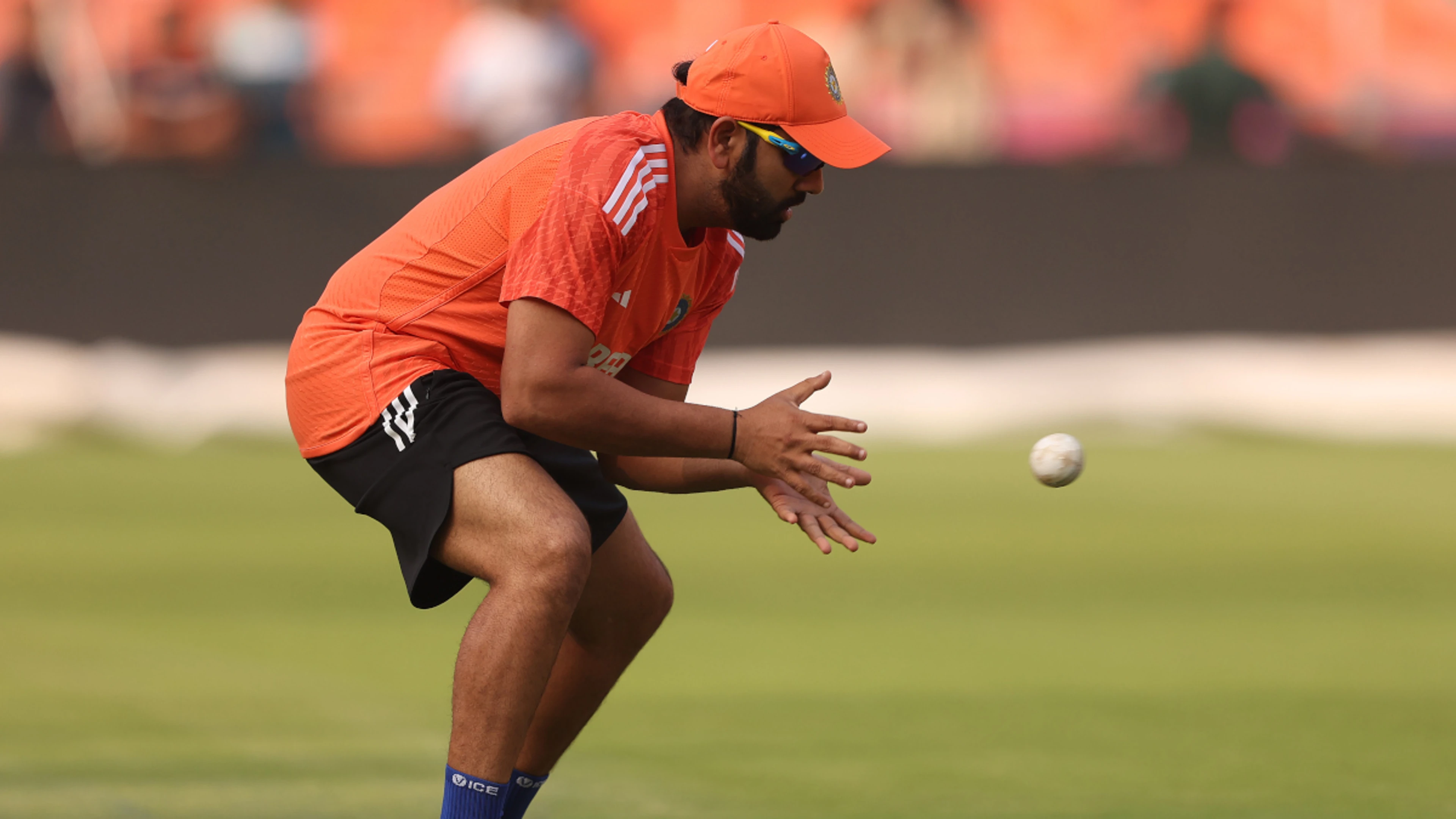 India eyes fairytale finish in World Cup final against Australia