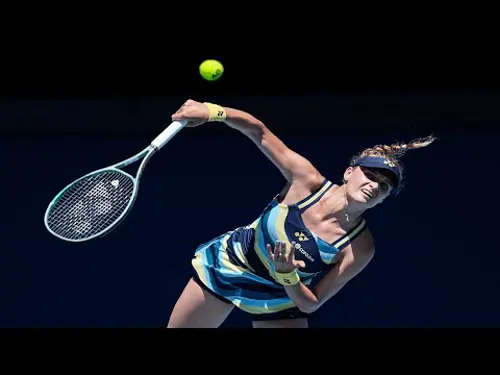 Linda Noskova v Dayana Yastremska | Women's QF3 | Day 11 | Highlights | Australian Open