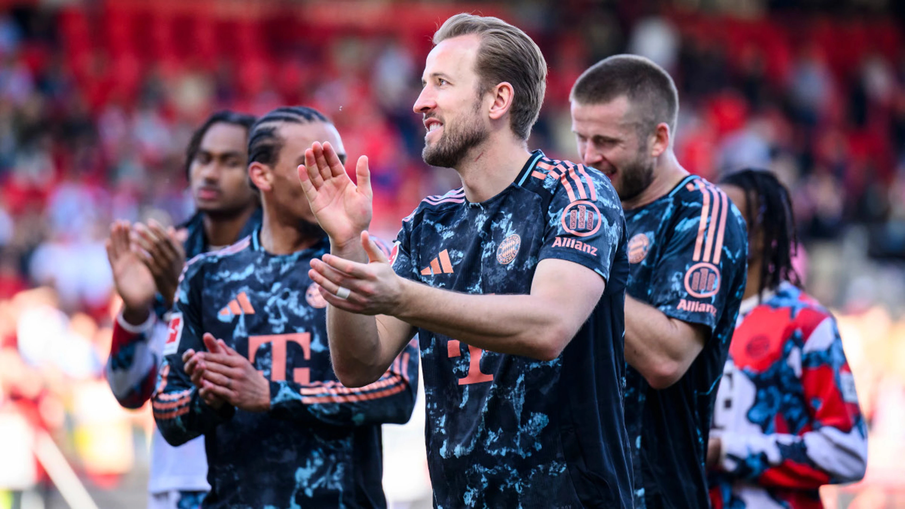 Bayern Munich on brink of Bundesliga title, Kane eyes record