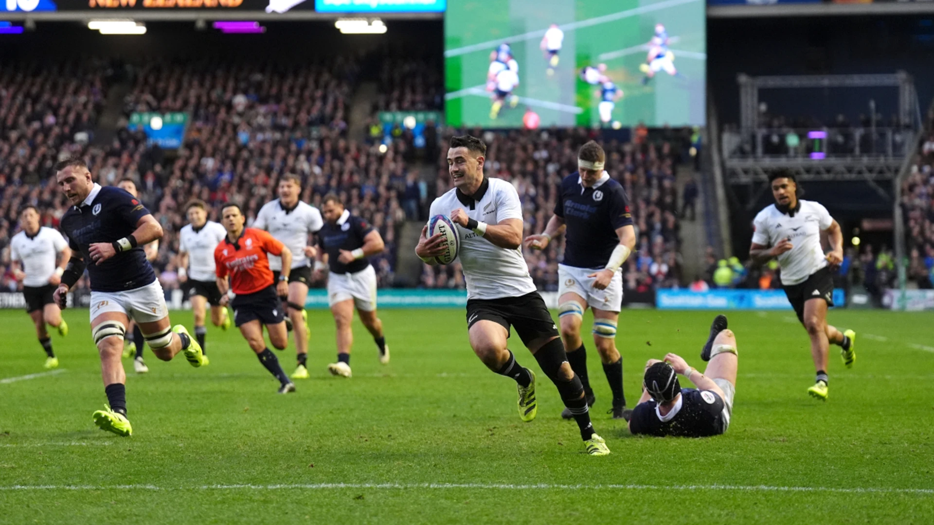 New Zealand hold off brave Scotland fightback to retain unbeaten record