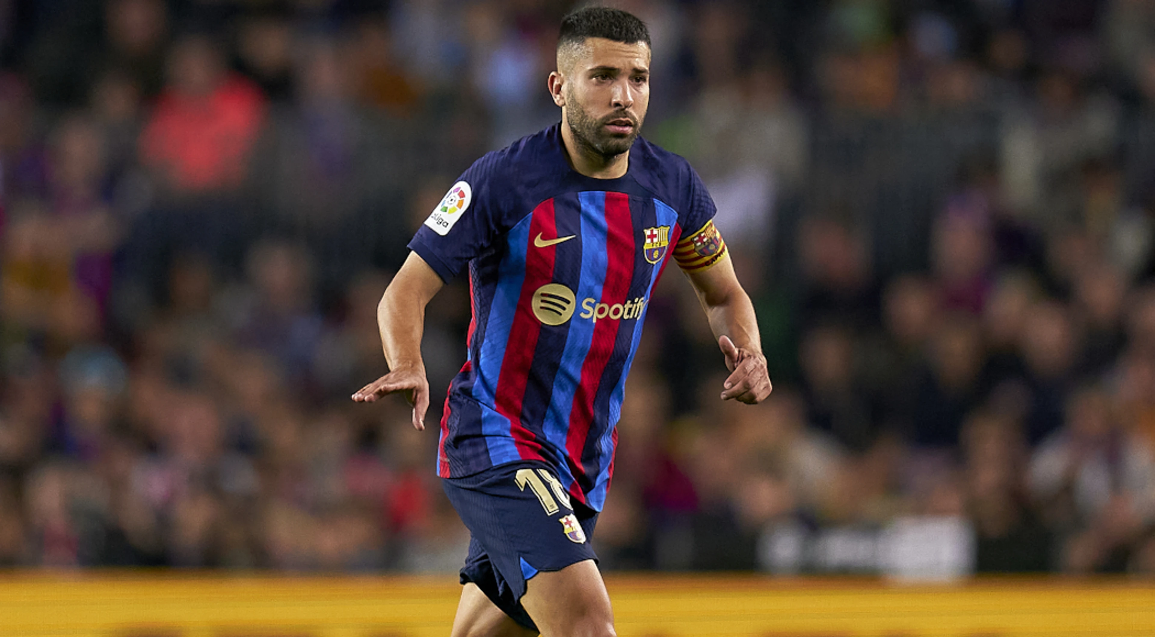 Barcelona veteran Alba leaving club after 11 years
