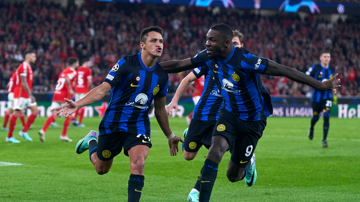 Inter head to revived Napoli with Serie A lead in the balance