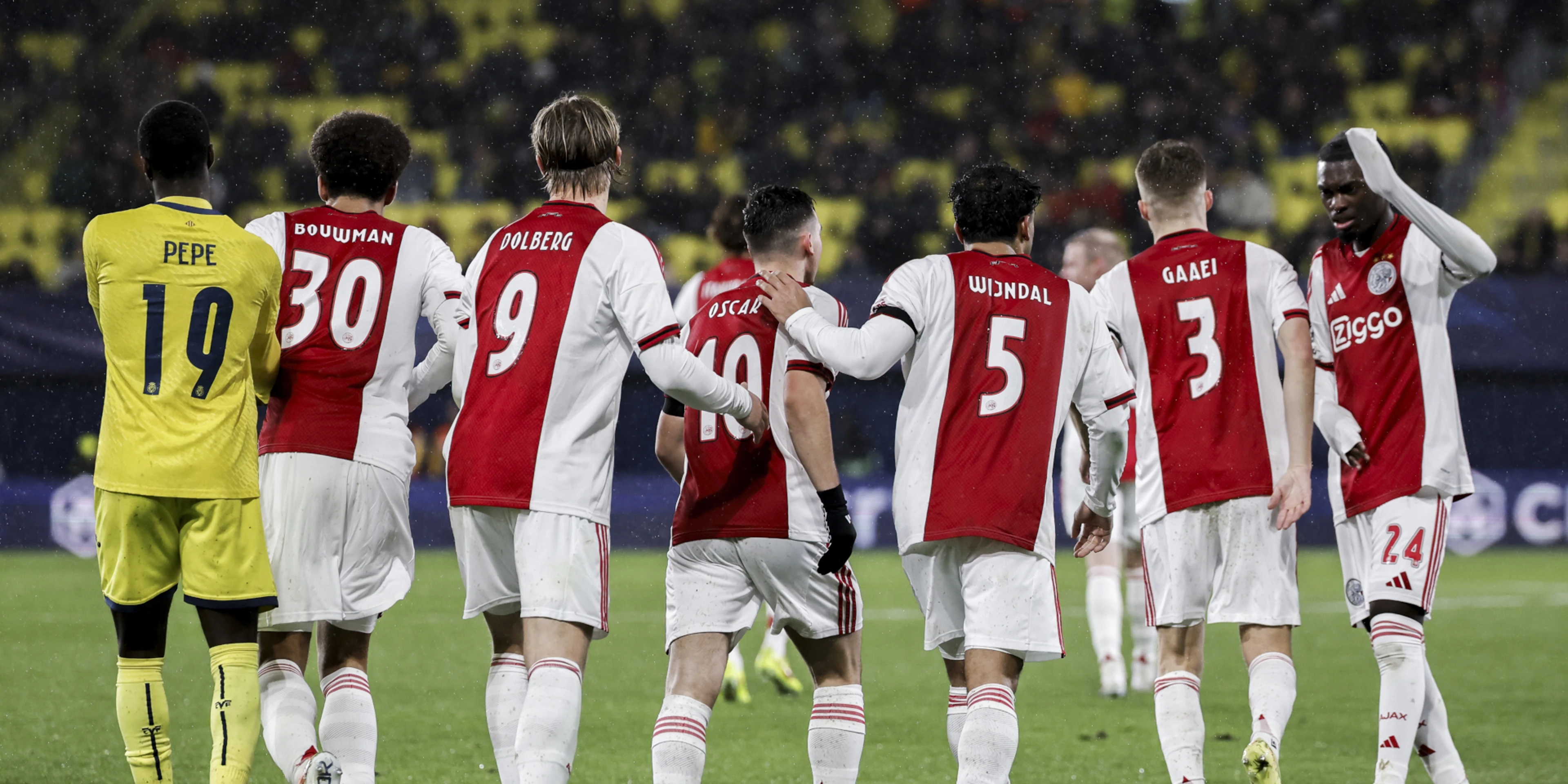 Last gasp goal keeps alive Ajax’s Champions League hopes