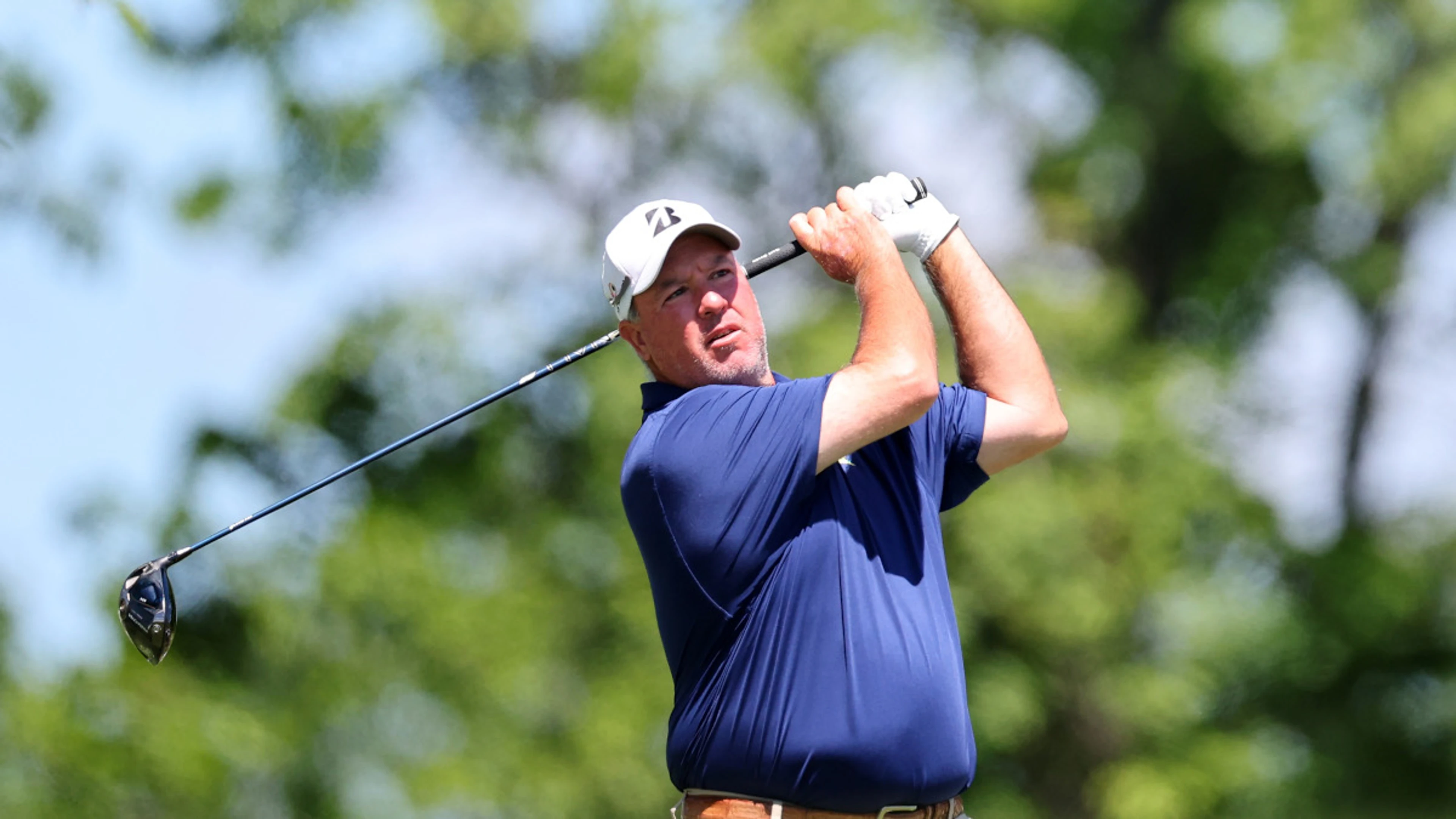 Weekley, Glen Day tied for first-round lead in Madison 