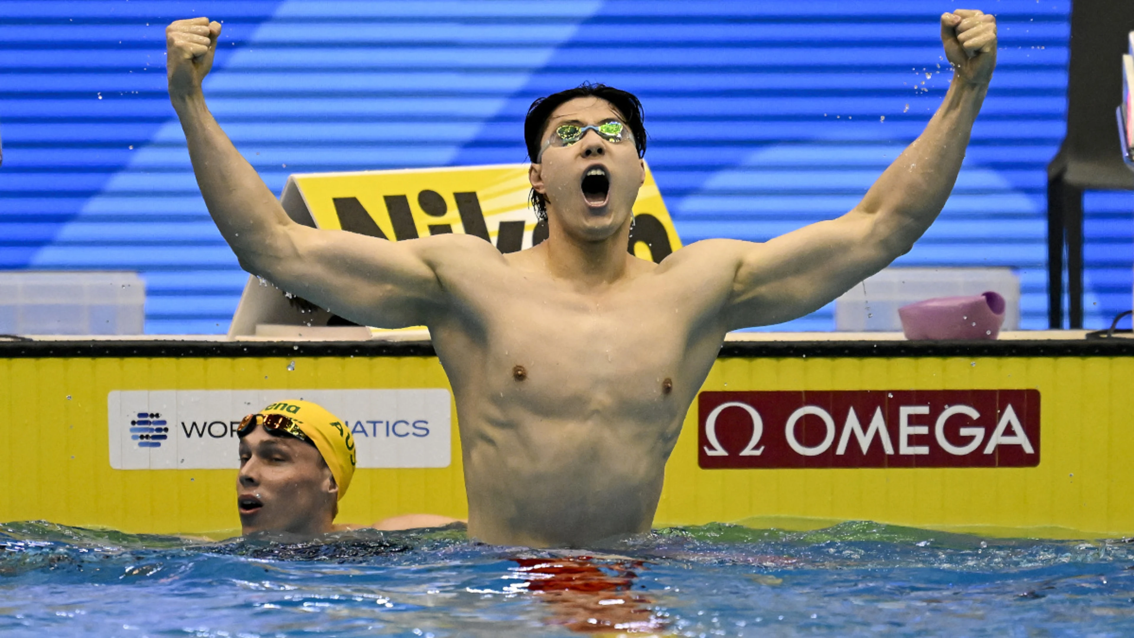 World champ Qin cruises as Zhang Yufei sets up Haughey blockbuster