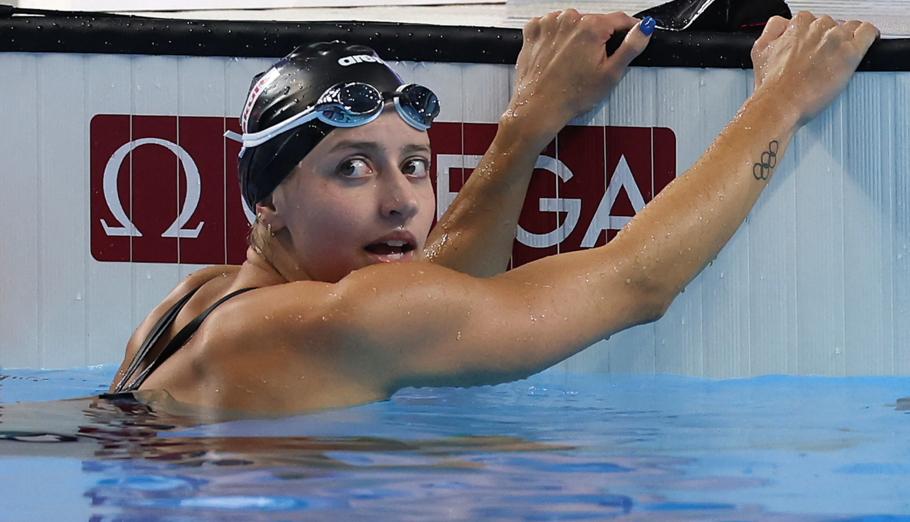 Douglass dedicates world gold to stricken US after 'rough' week