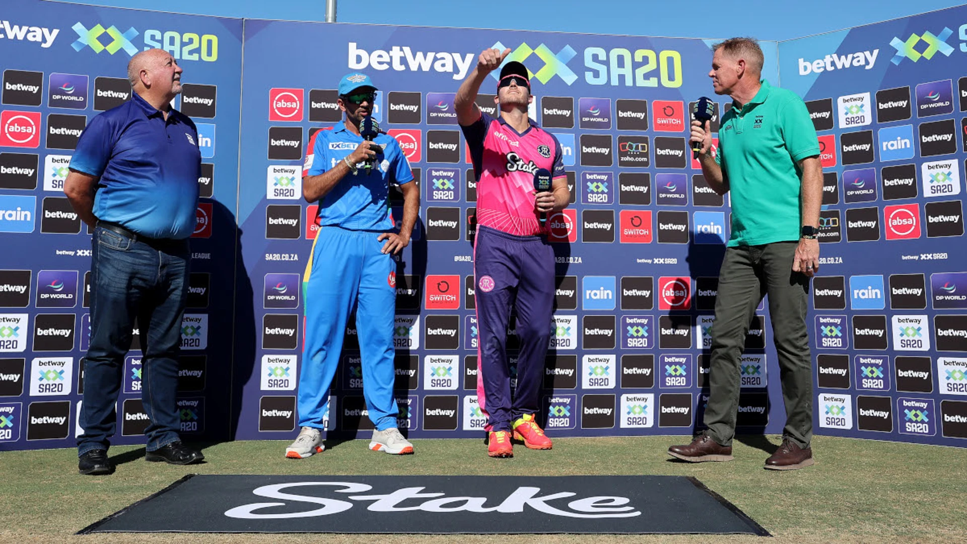 Durban’s Super Giants win toss and bat against Paarl Royals