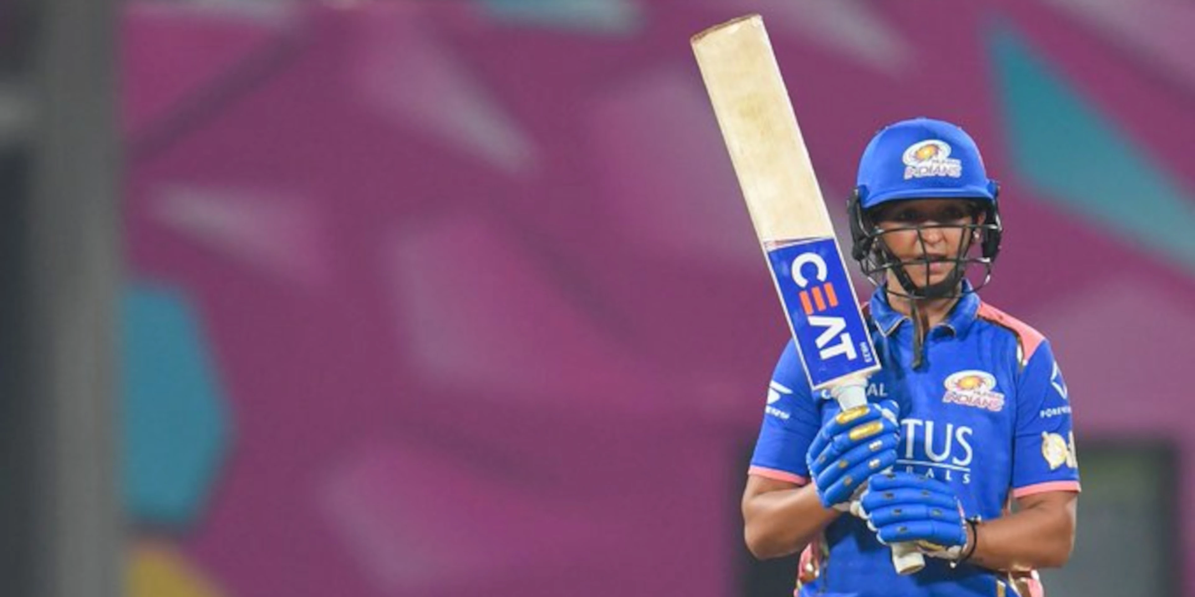 Harmanpreet and Mumbai hand the Giants their first loss