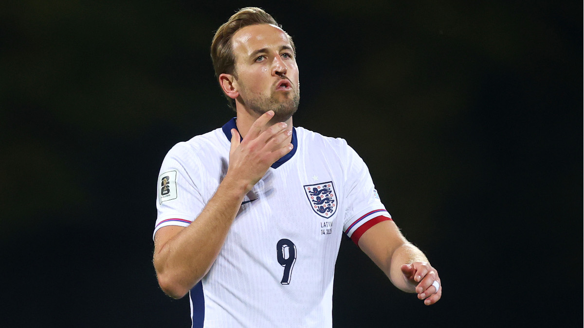 England's Kane keen to erase memories of World Cup penalty miss
