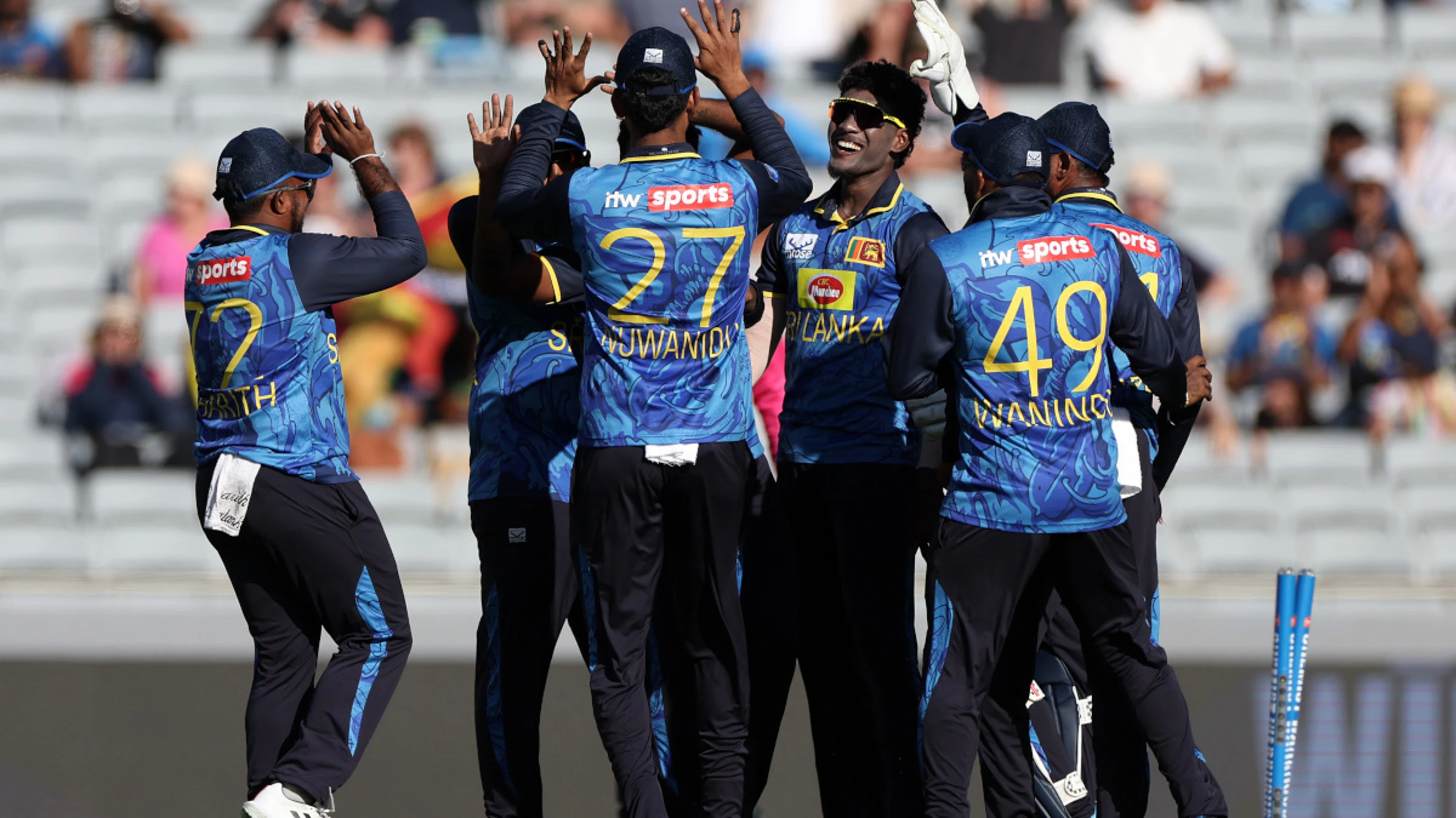 Sri Lanka bowlers skittle New Zealand in 140-run win in third ODI