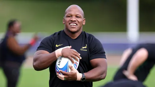 Mbonambi slams 'unprofessional' England over Curry allegations
